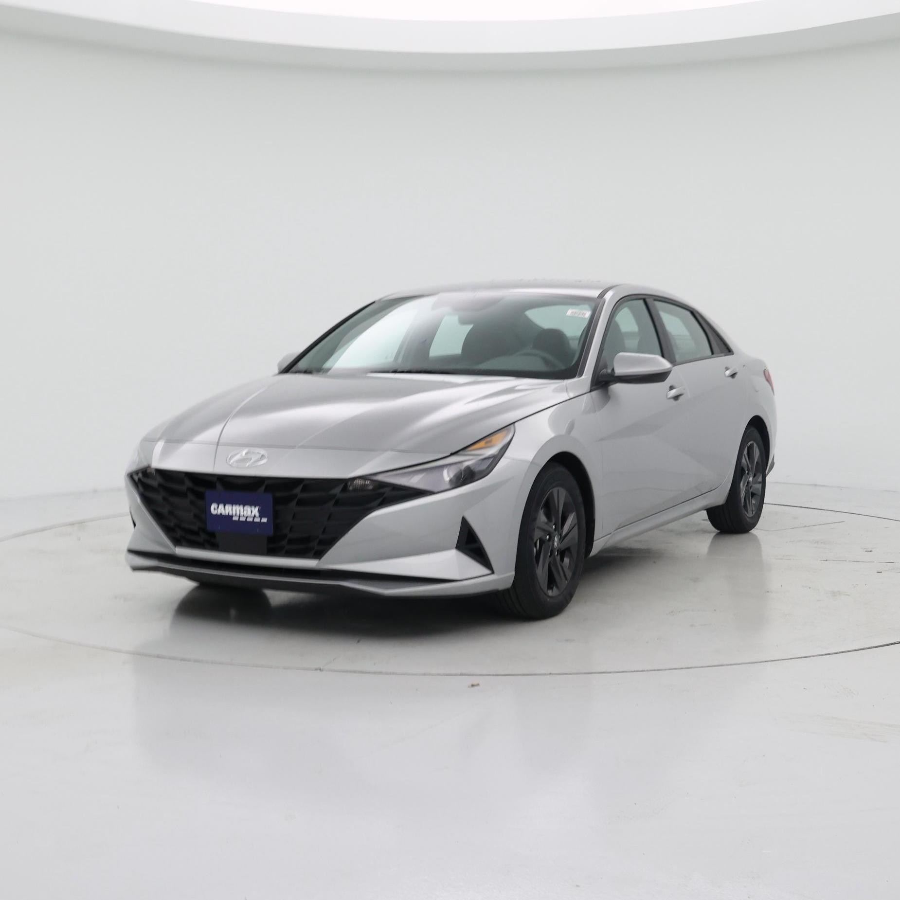 Thumbnail: 2021 Hyundai Elantra - 4