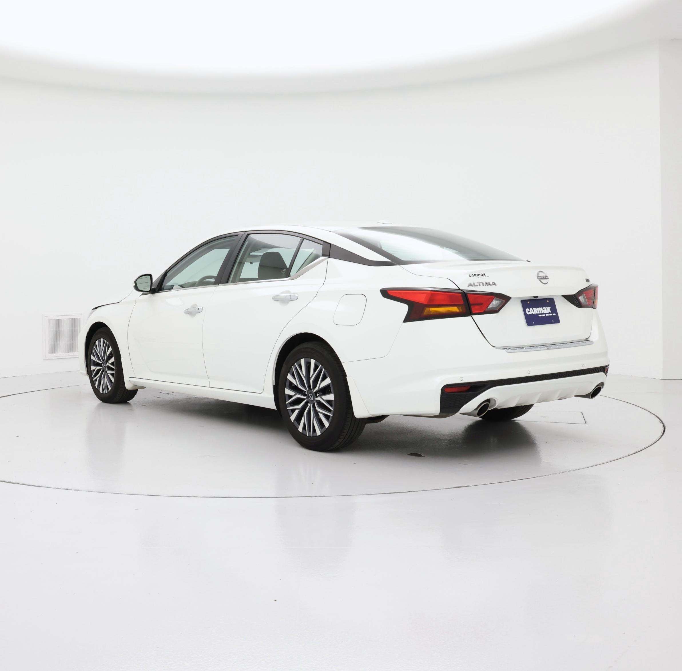 Thumbnail: 2023 Nissan Altima - 2