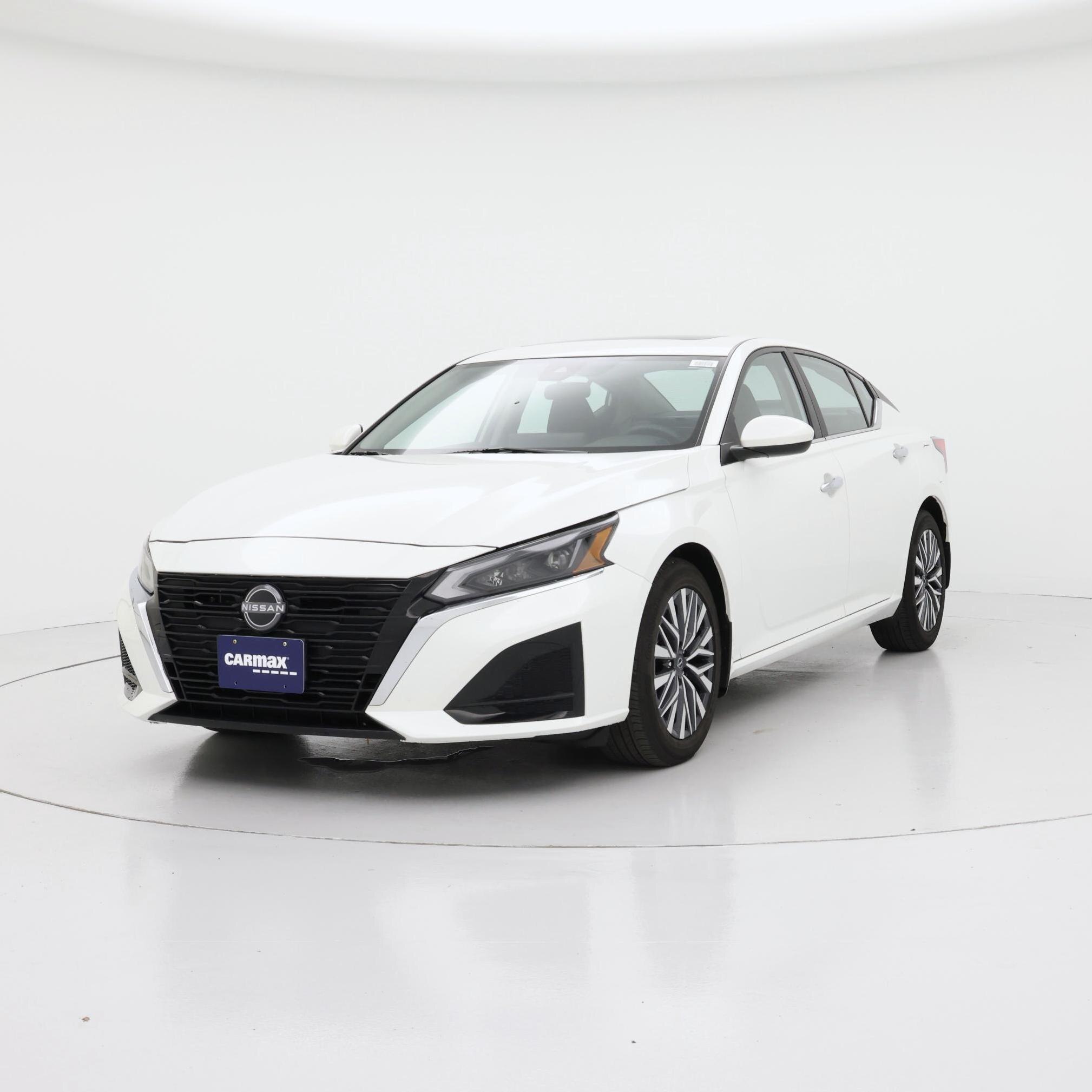Thumbnail: 2023 Nissan Altima - 4