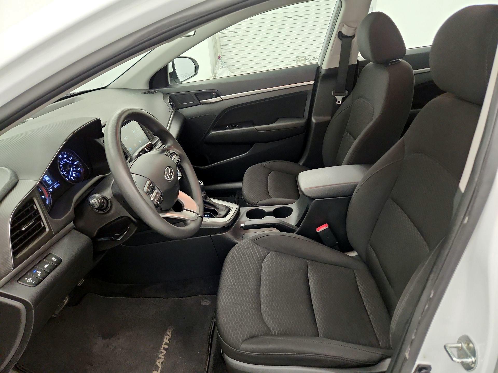 Thumbnail: 2020 Hyundai Elantra - 11