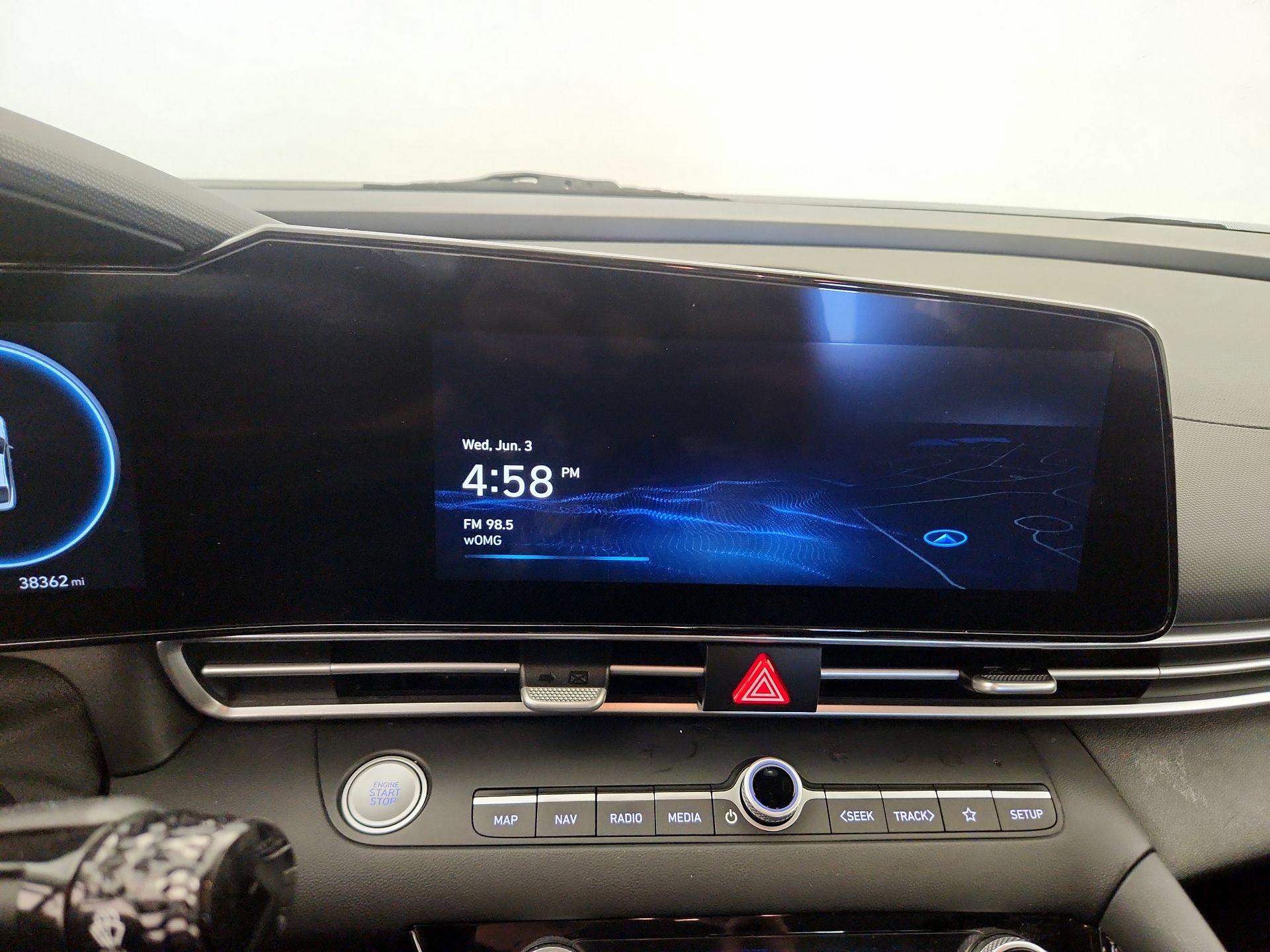 Thumbnail: 2023 Hyundai Elantra - 15