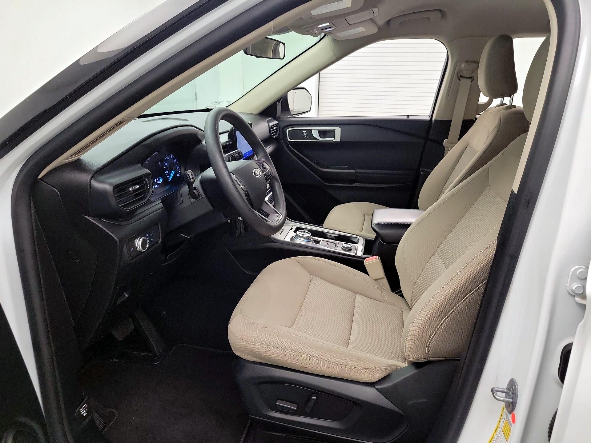 Thumbnail: 2021 Ford Explorer - 11