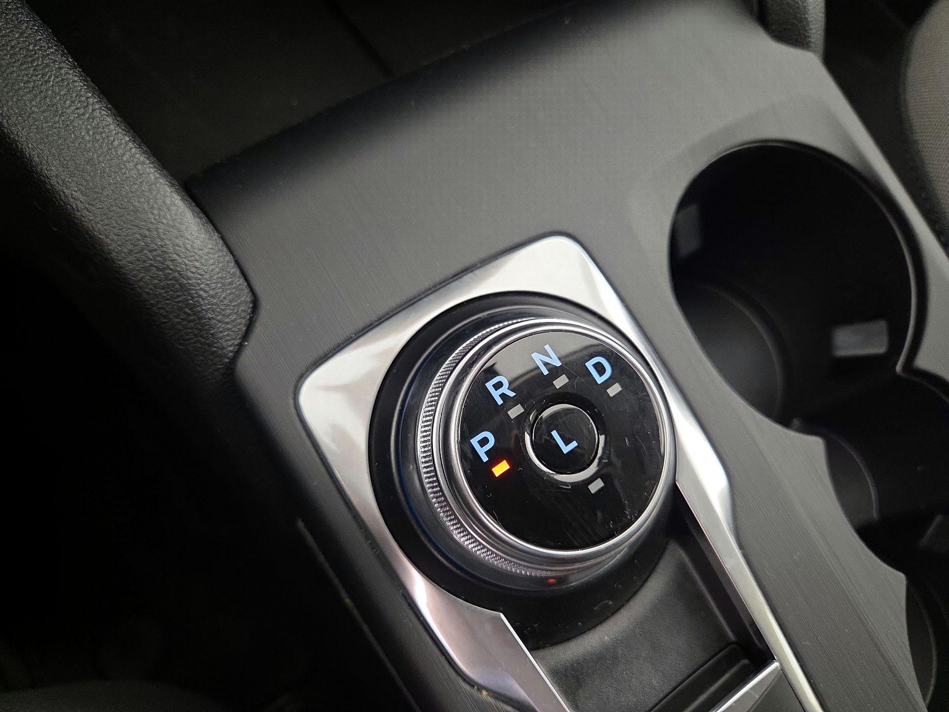 Thumbnail: 2021 Ford Escape - 17