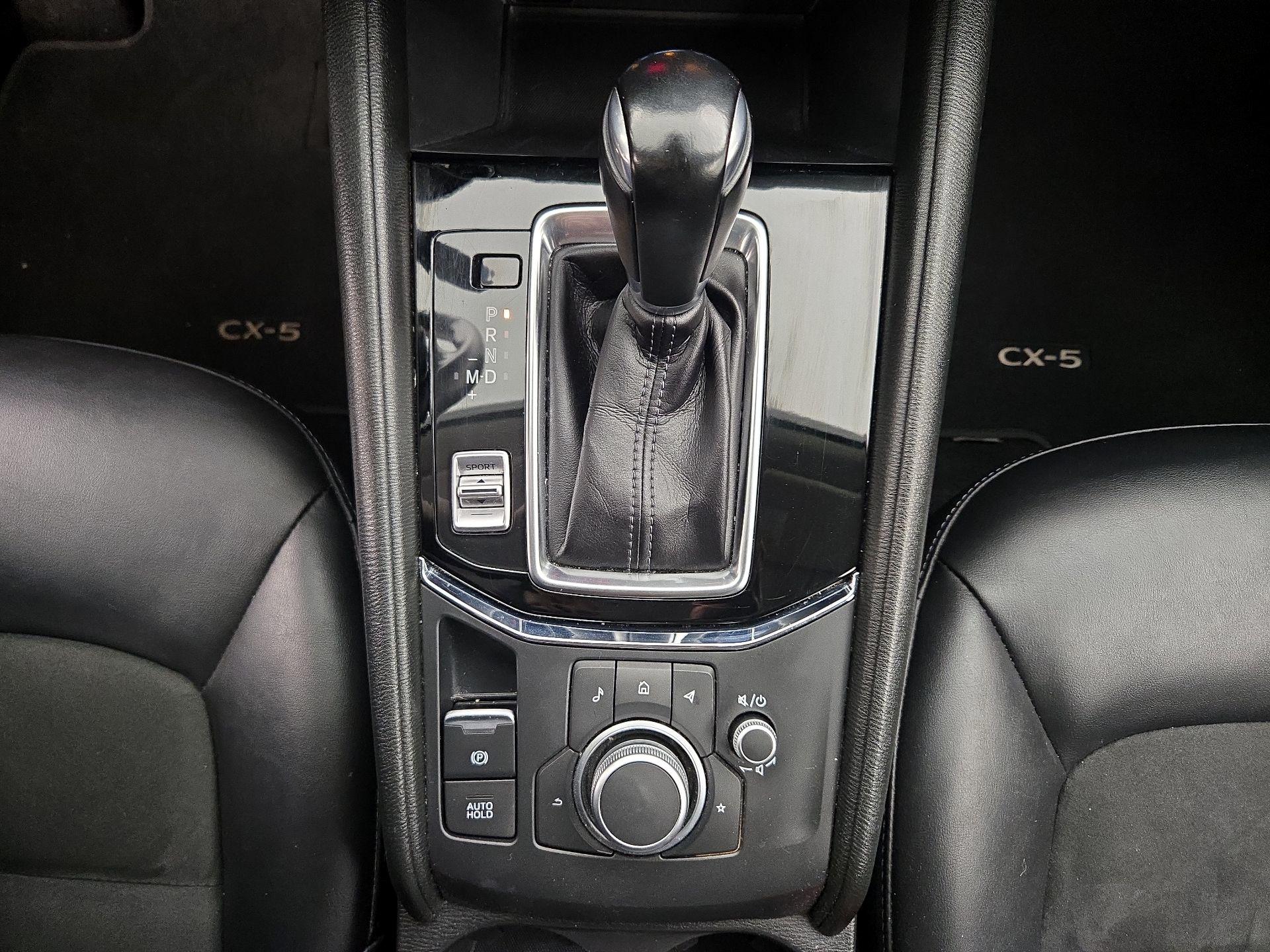 Thumbnail: 2022 Mazda CX-5 - 18
