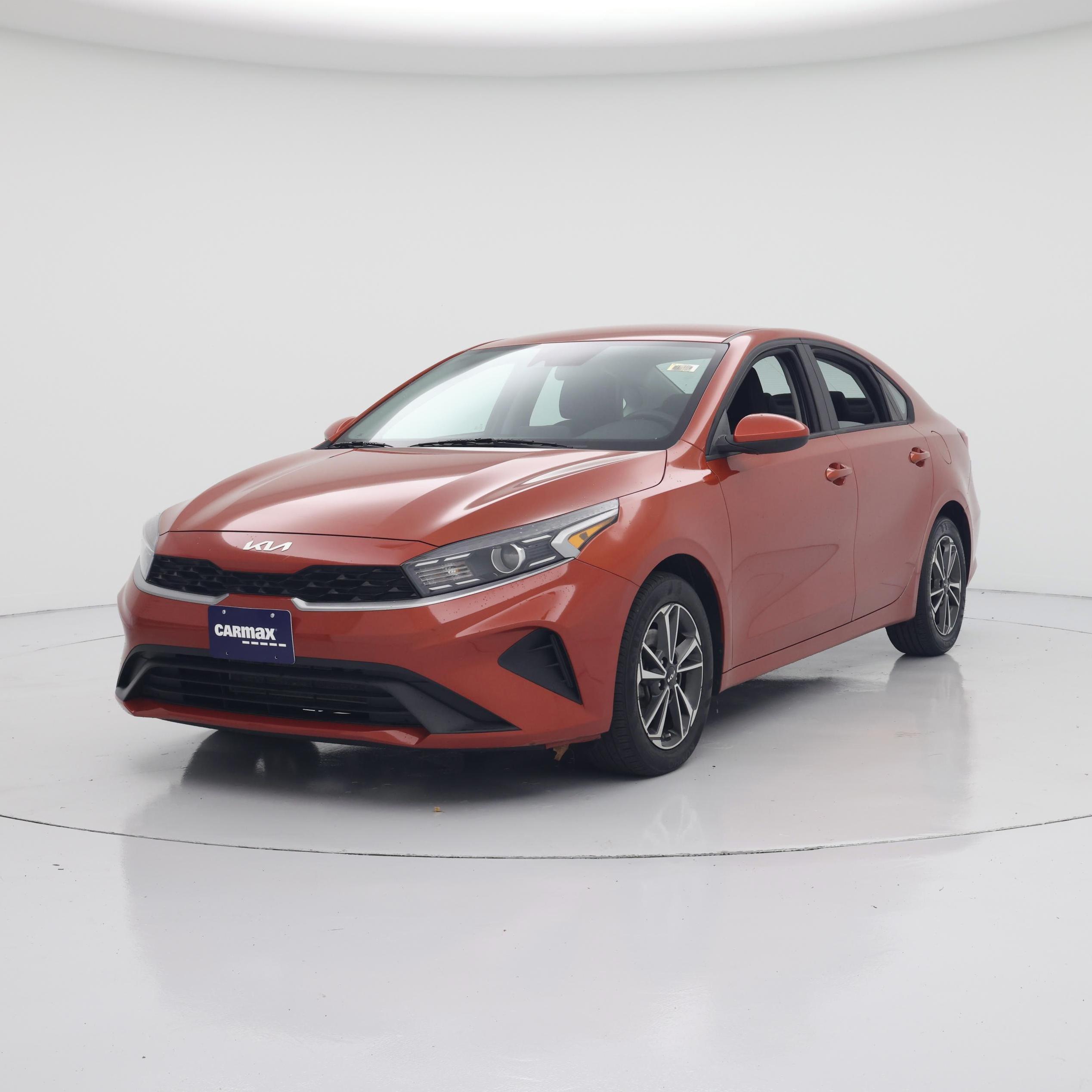 Thumbnail: 2022 Kia Forte - 4