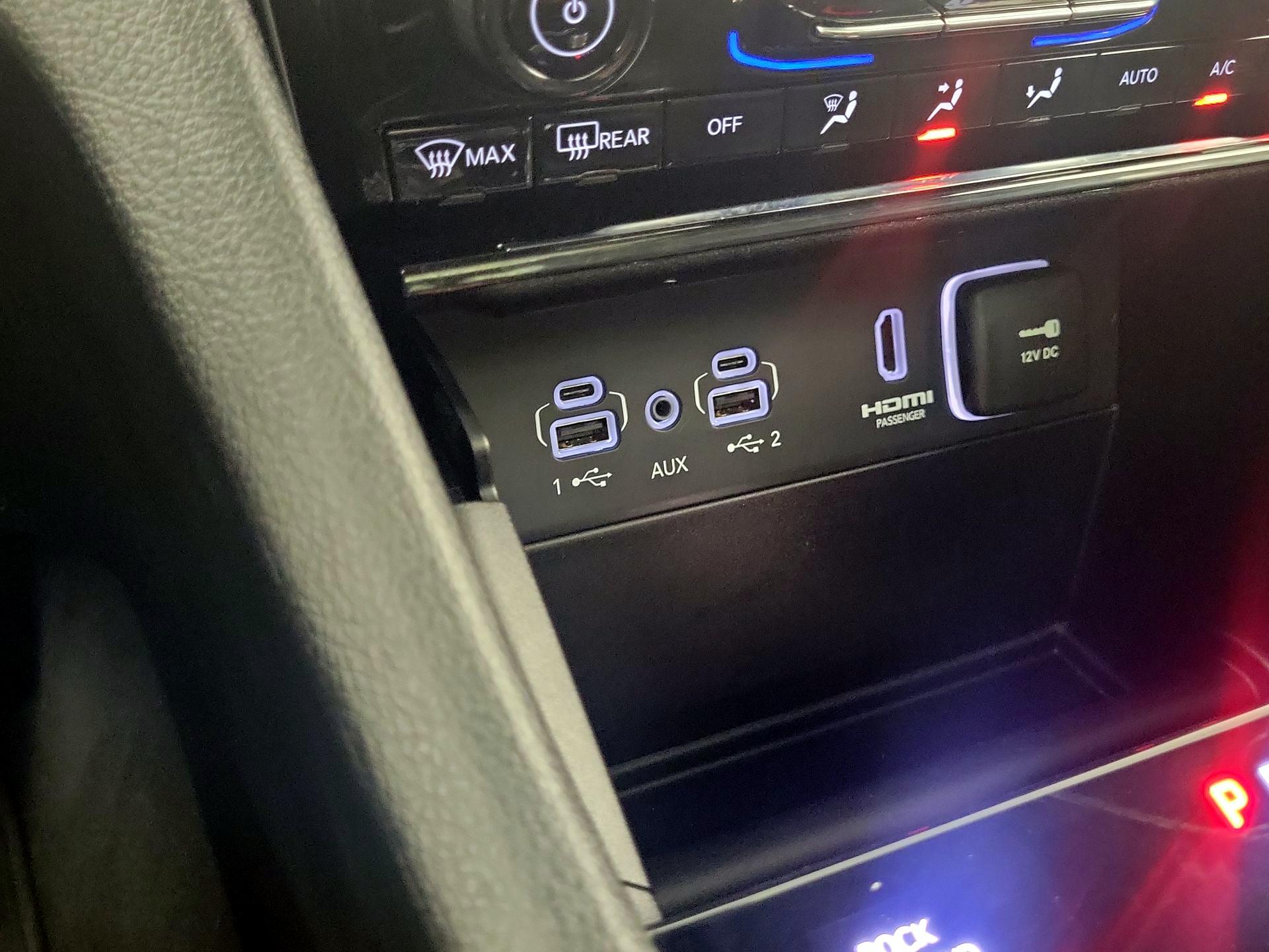 Thumbnail: 2022 Jeep Grand Cherokee - 17