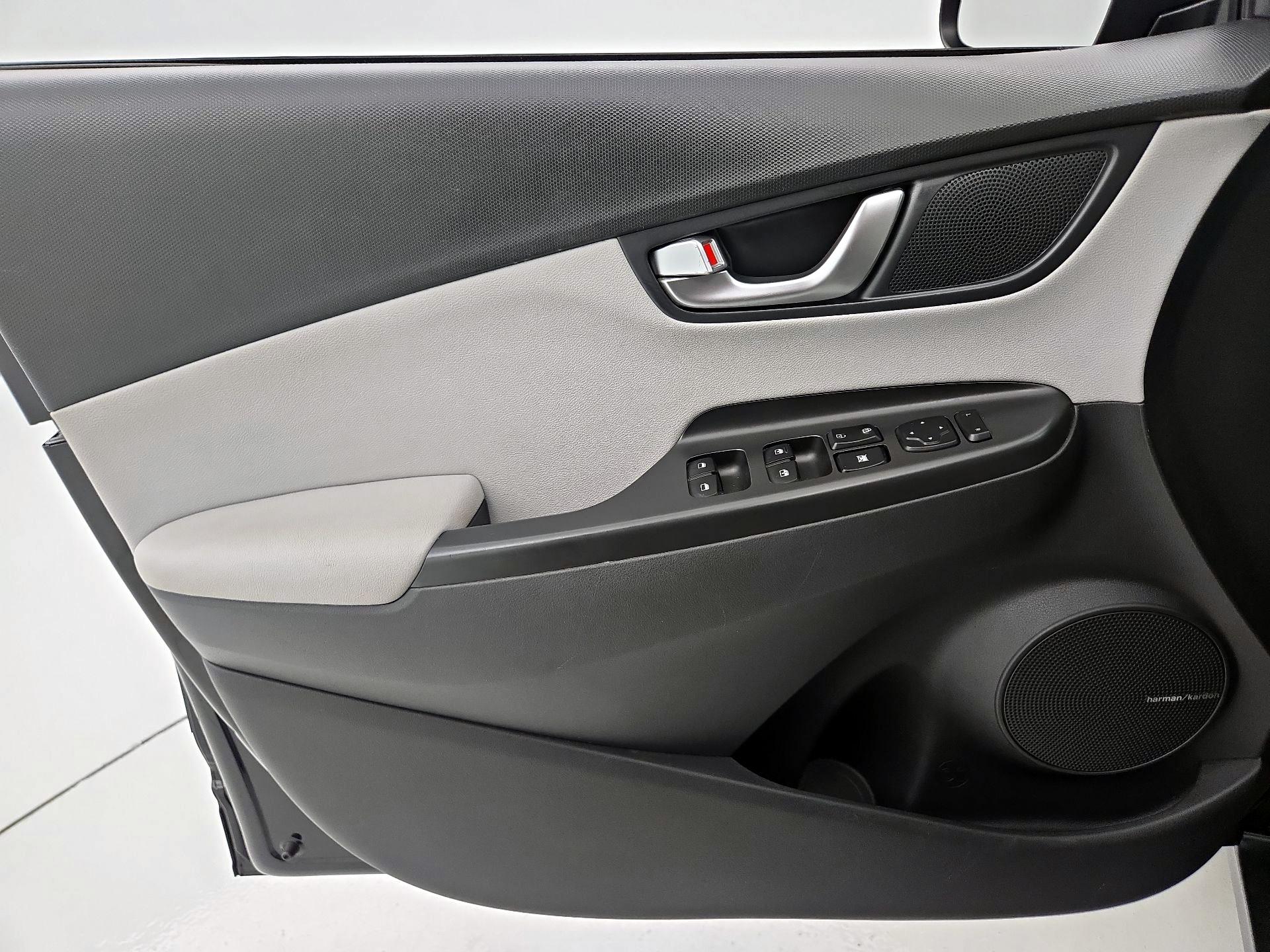 Thumbnail: 2023 Hyundai Kona - 12