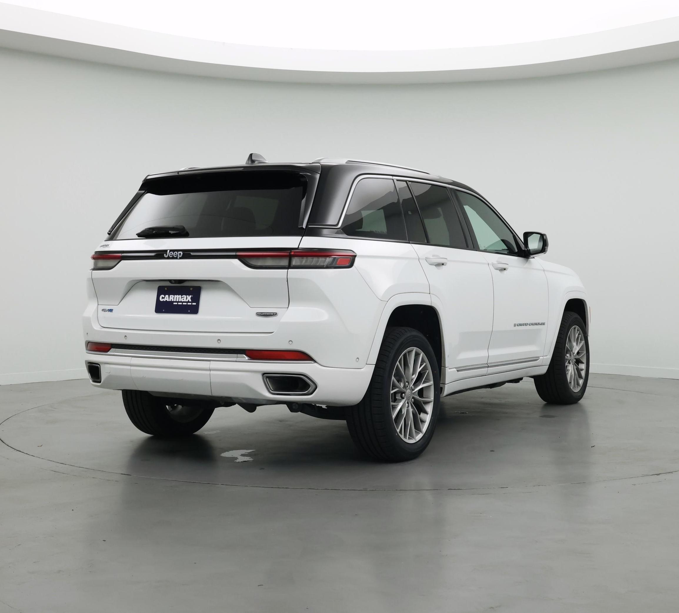 Thumbnail: 2022 Jeep Grand Cherokee - 8