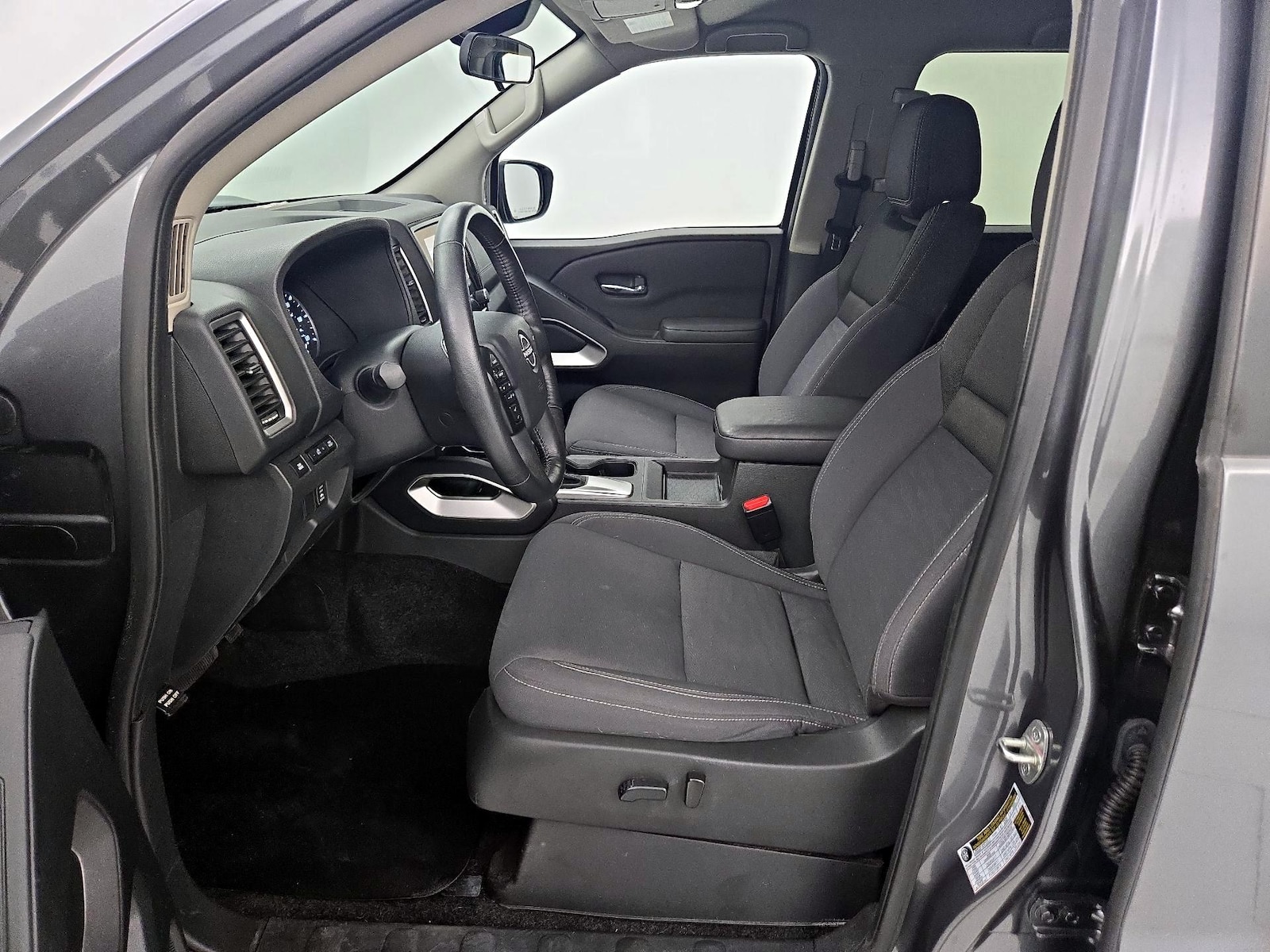 2023 Nissan Frontier SV - Photo 12