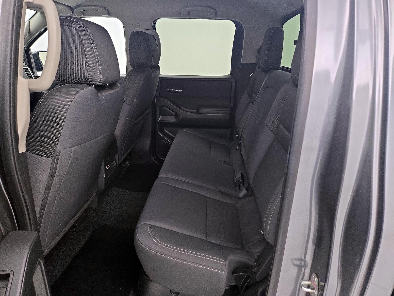 2023 Nissan Frontier SV - Photo 20