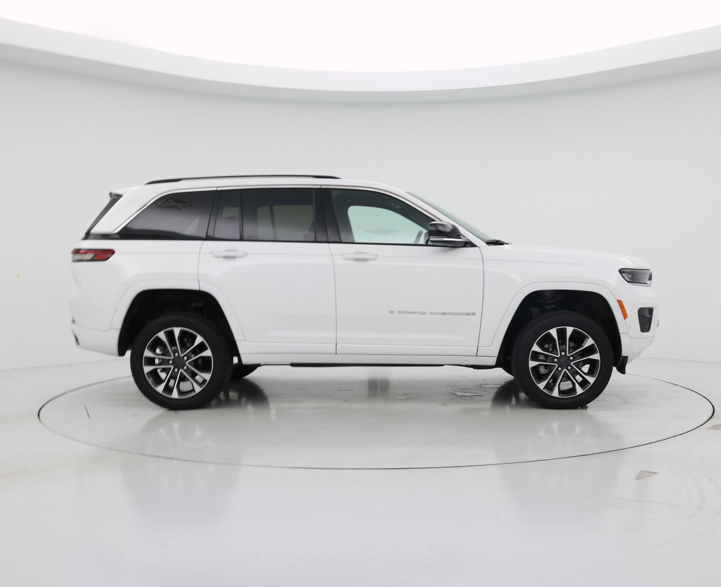 Thumbnail: 2023 Jeep Grand Cherokee - 7