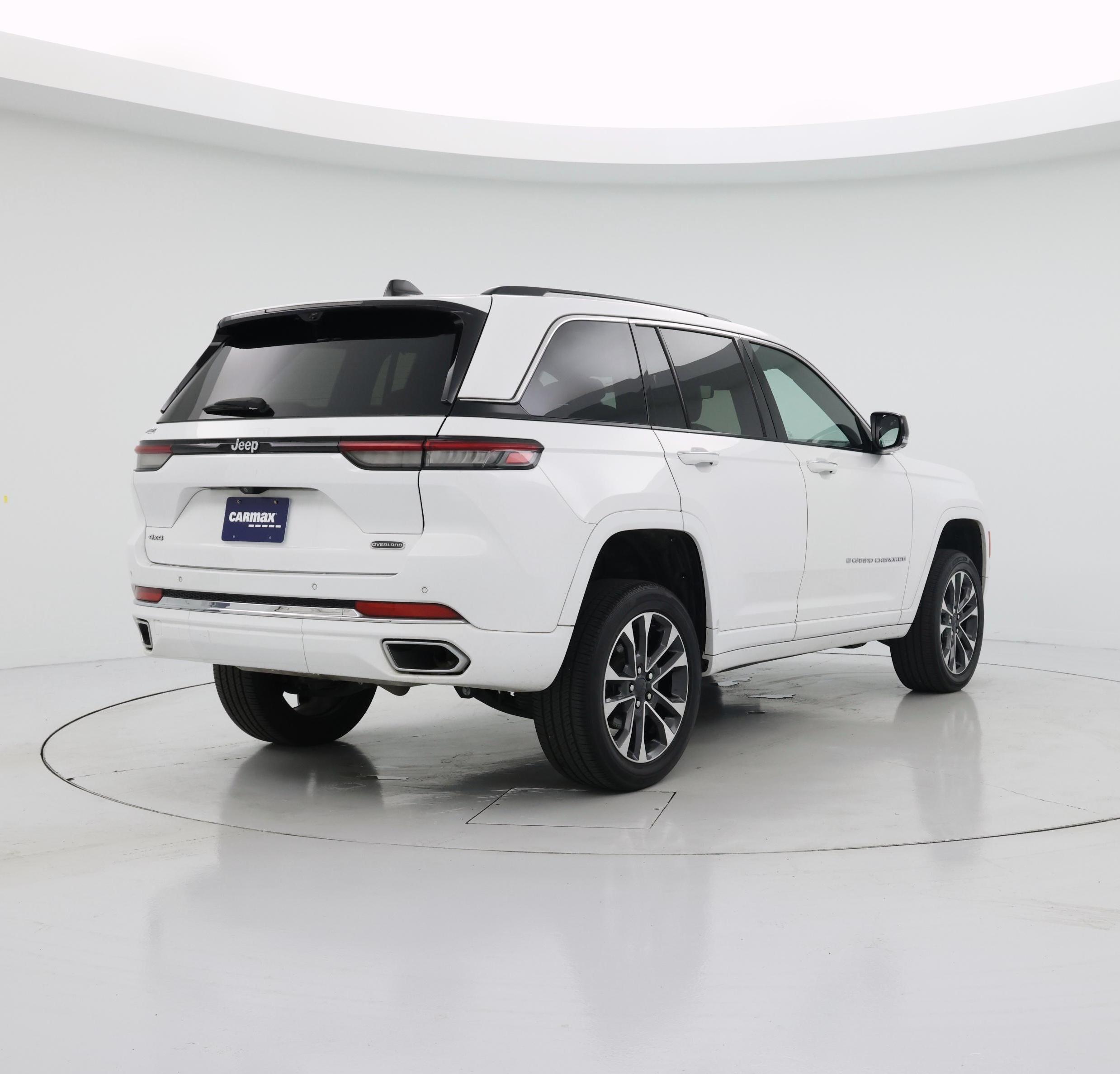 Thumbnail: 2023 Jeep Grand Cherokee - 8