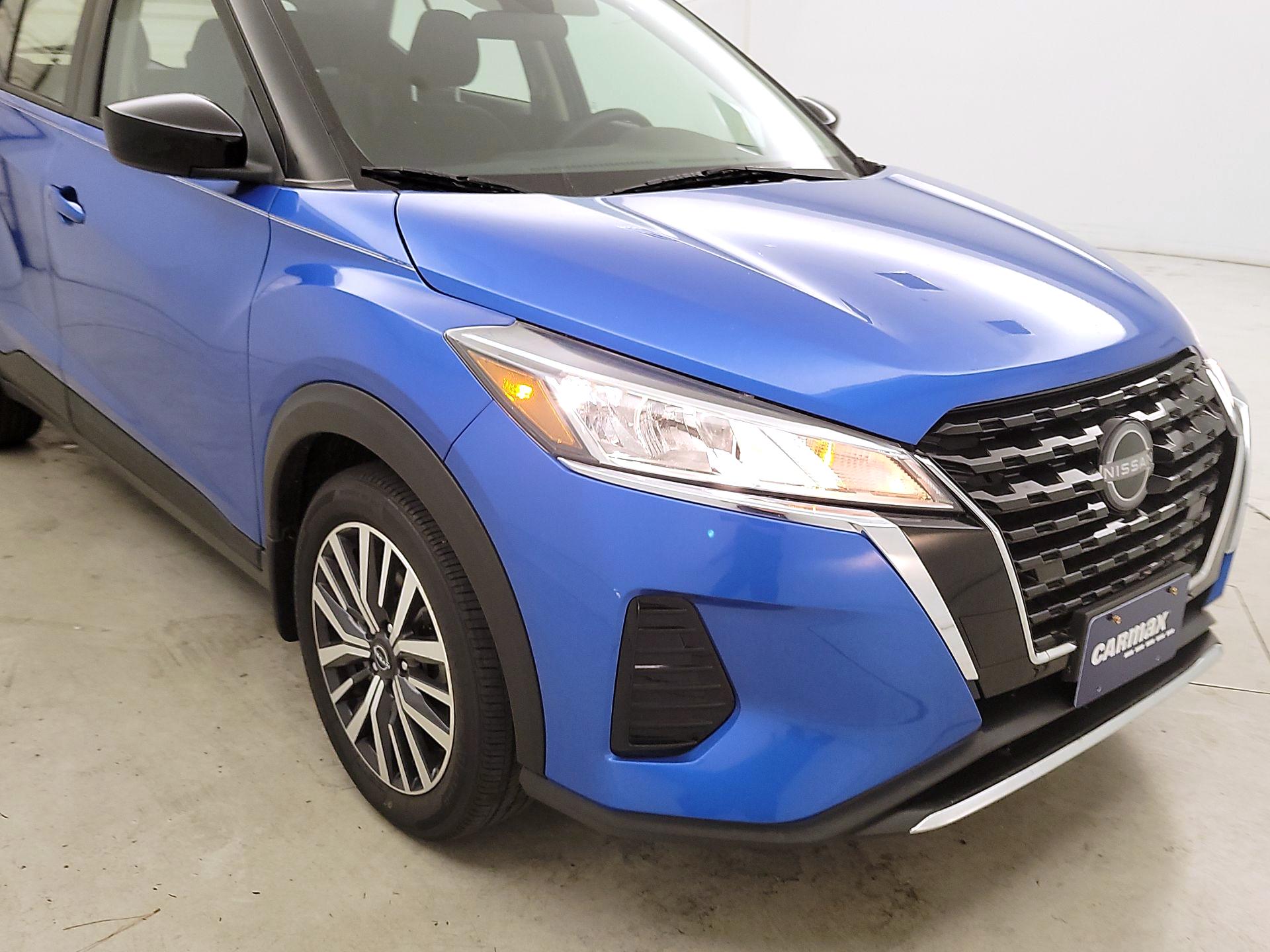 Thumbnail: 2023 Nissan Kicks - 1