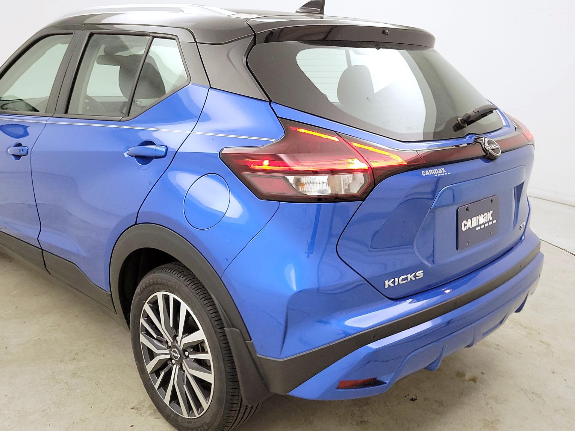 Thumbnail: 2023 Nissan Kicks - 7