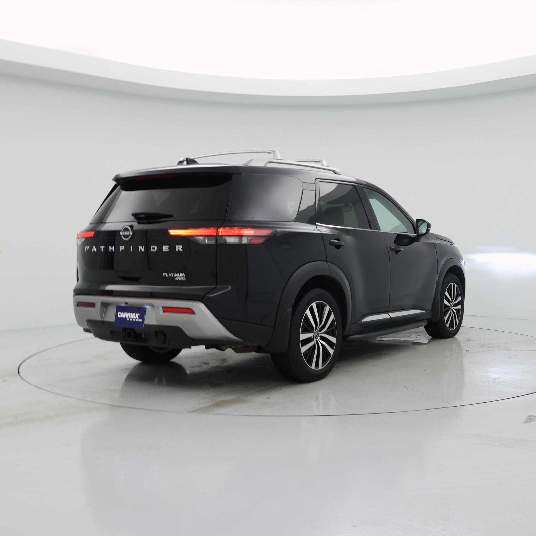 Thumbnail: 2023 Nissan Pathfinder - 8