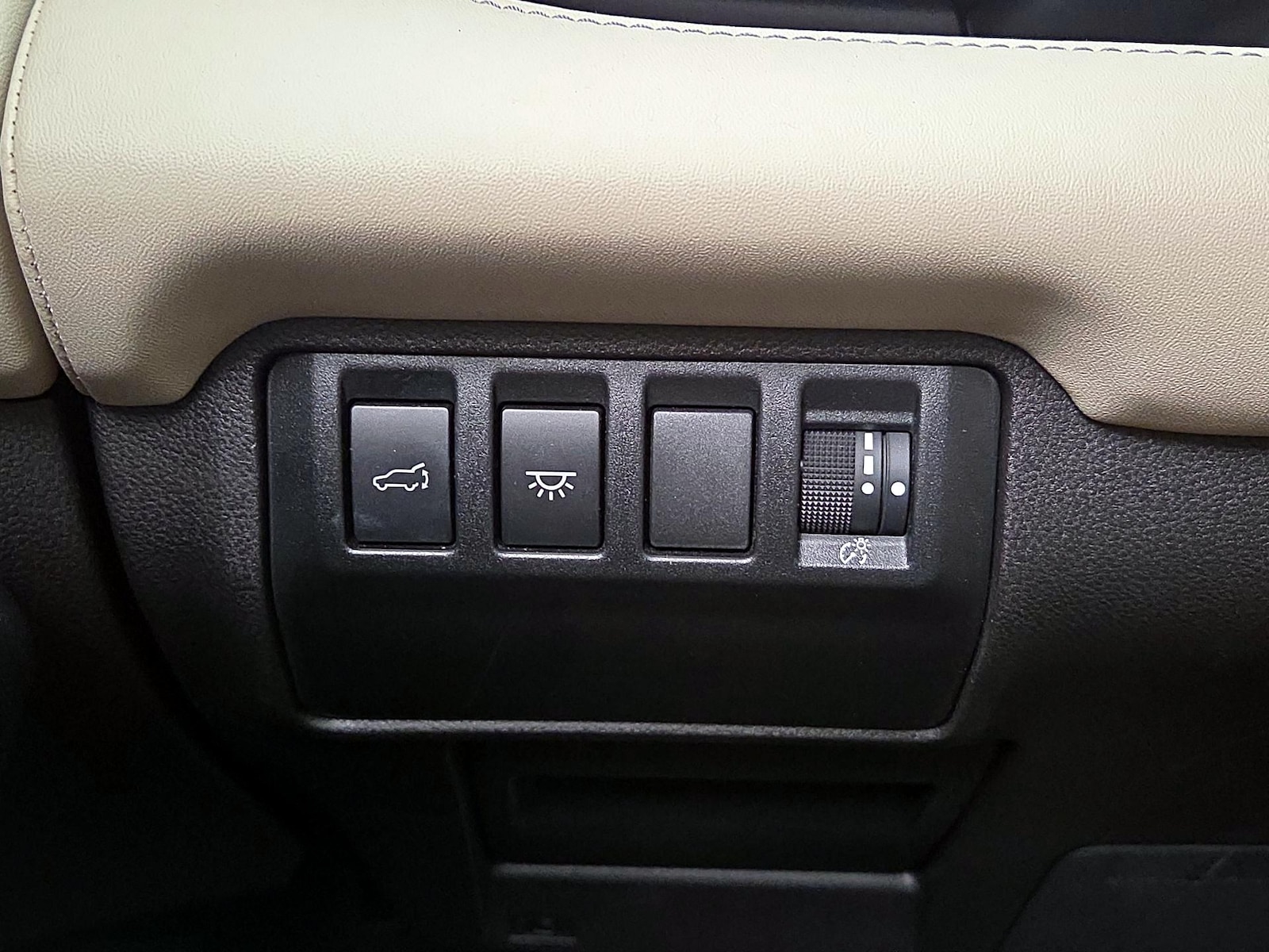 2023 Subaru Ascent Limited - Photo 14