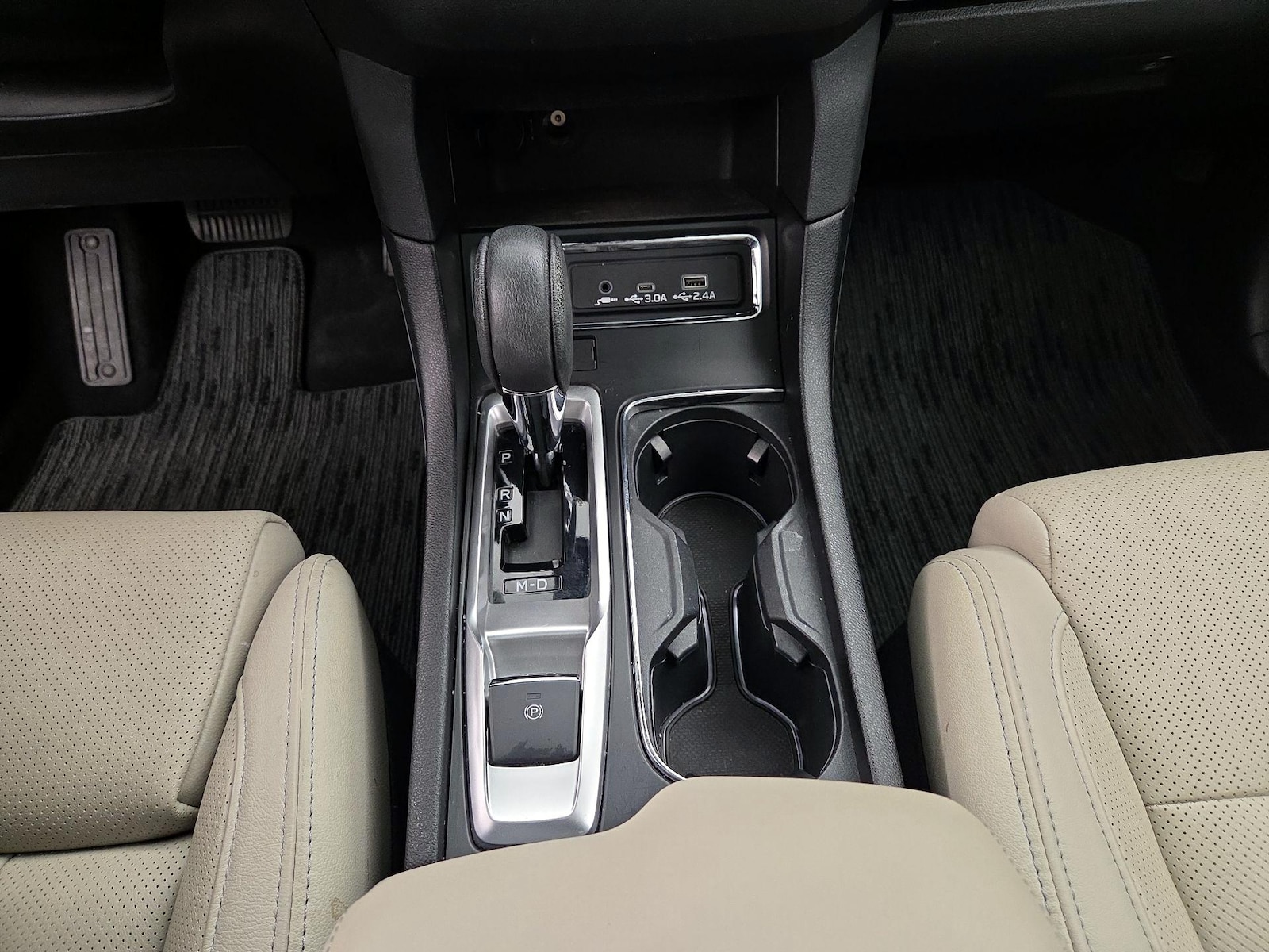 2023 Subaru Ascent Limited - Photo 19