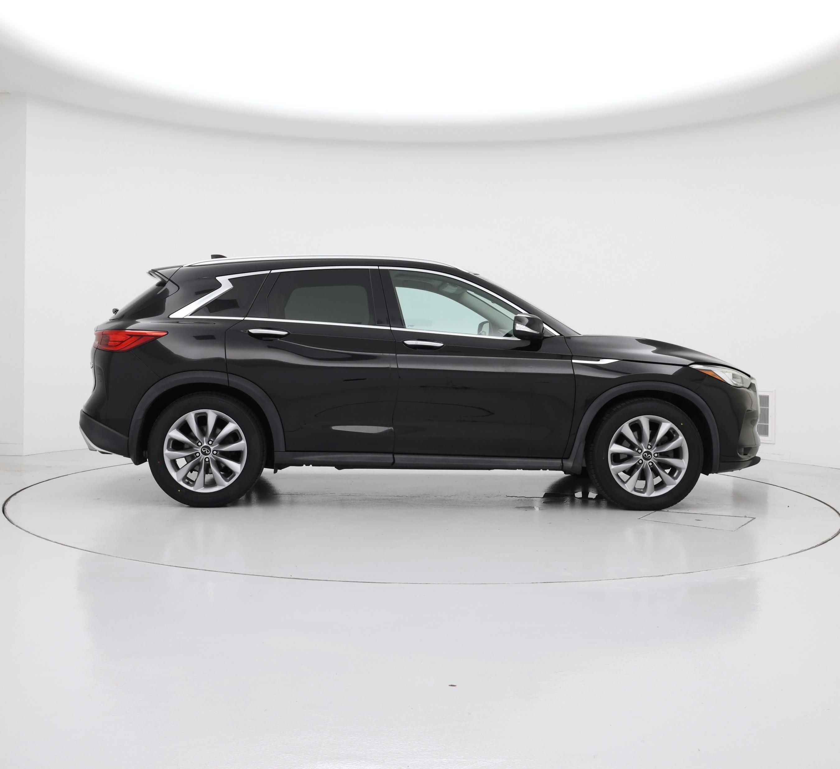 Thumbnail: 2020 INFINITI QX50 - 7