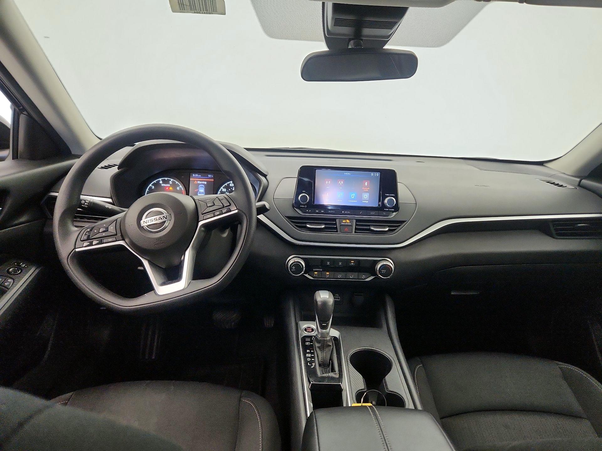 Thumbnail: 2022 Nissan Altima - 9
