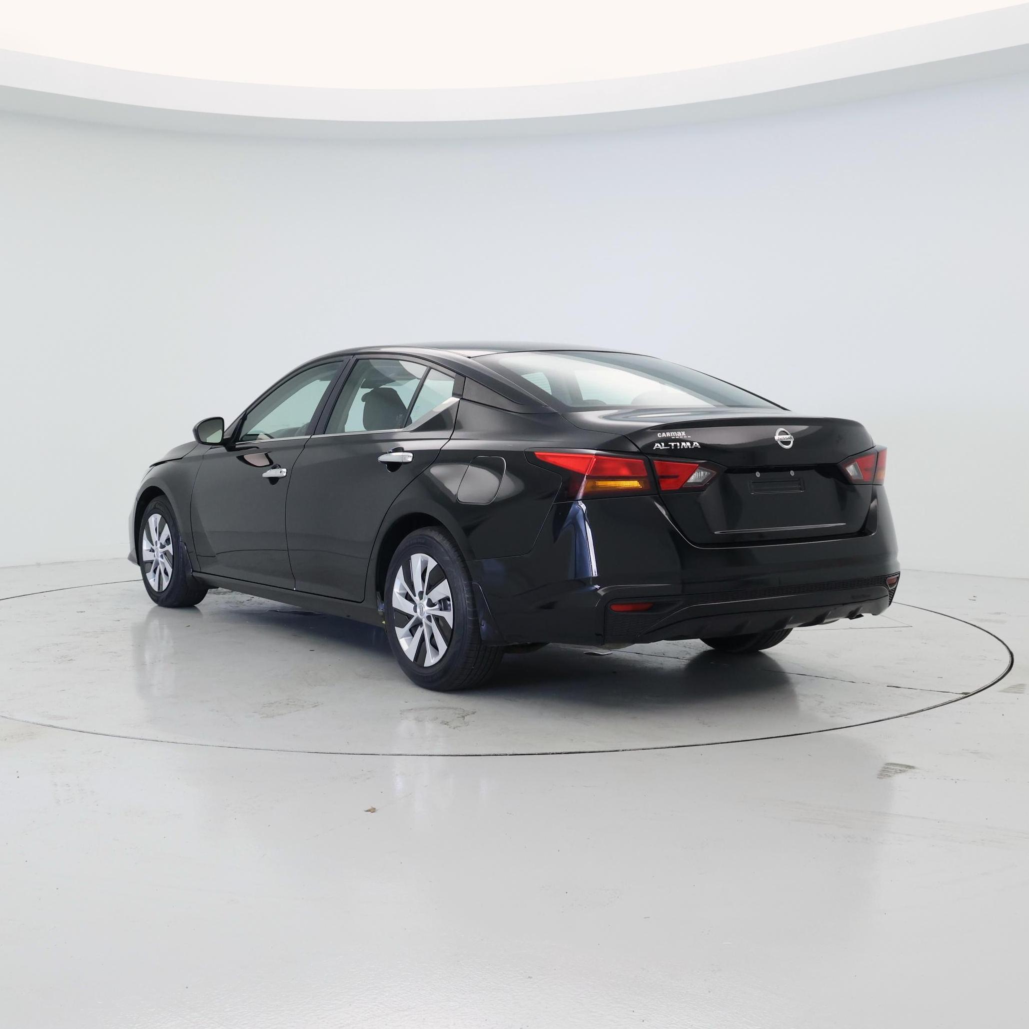 Thumbnail: 2022 Nissan Altima - 2