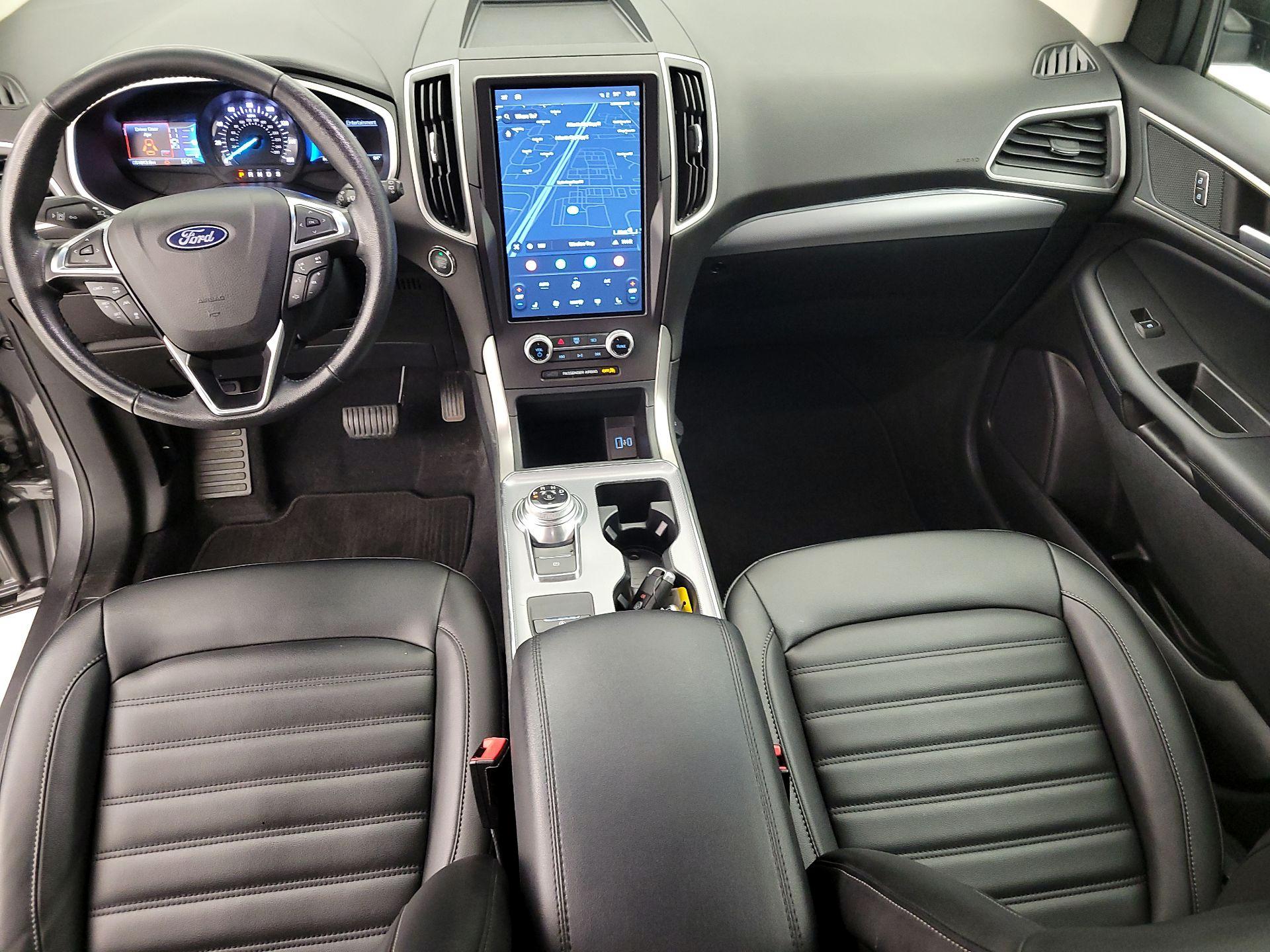 Thumbnail: 2021 Ford Edge - 9
