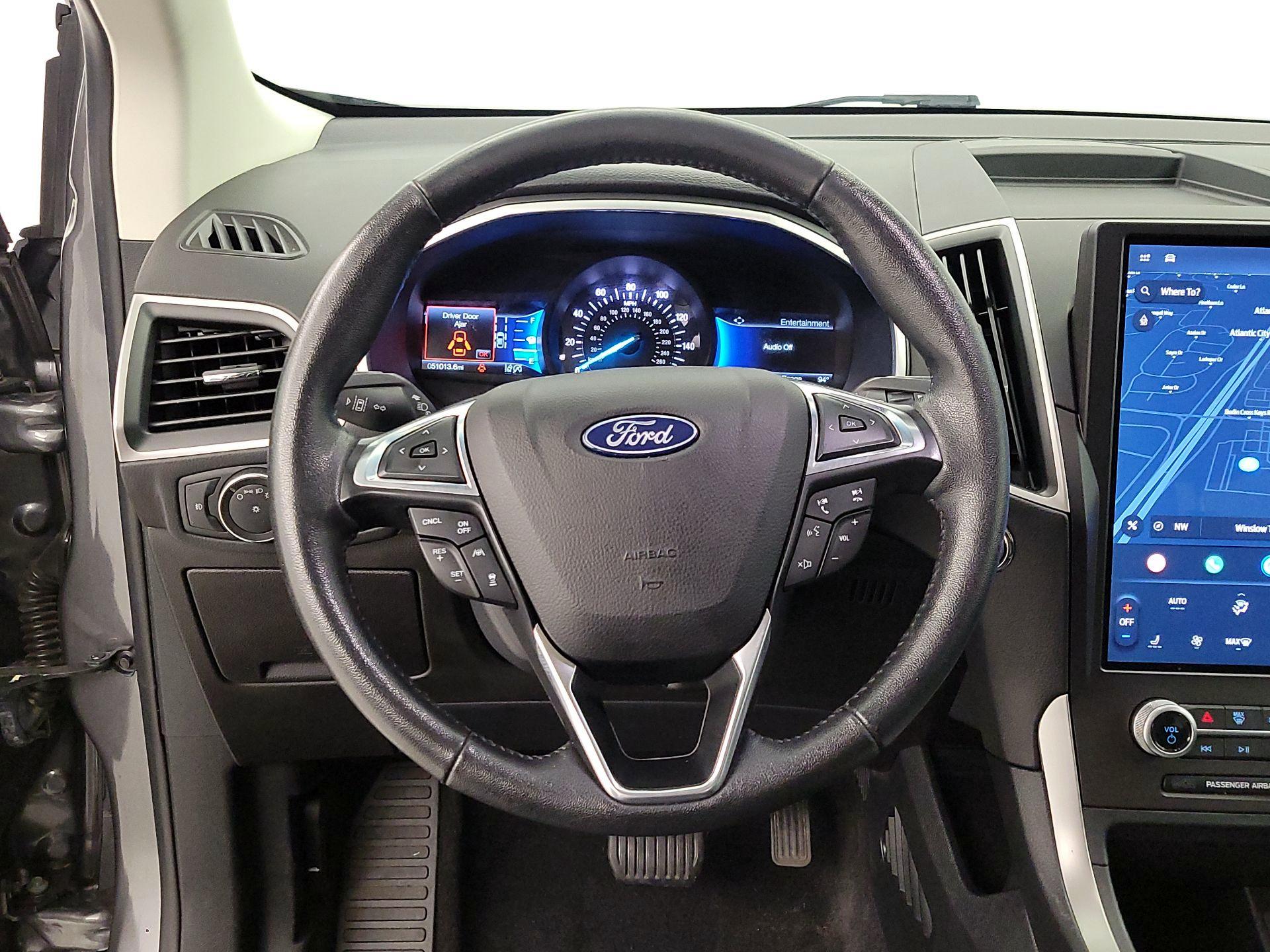 Thumbnail: 2021 Ford Edge - 10