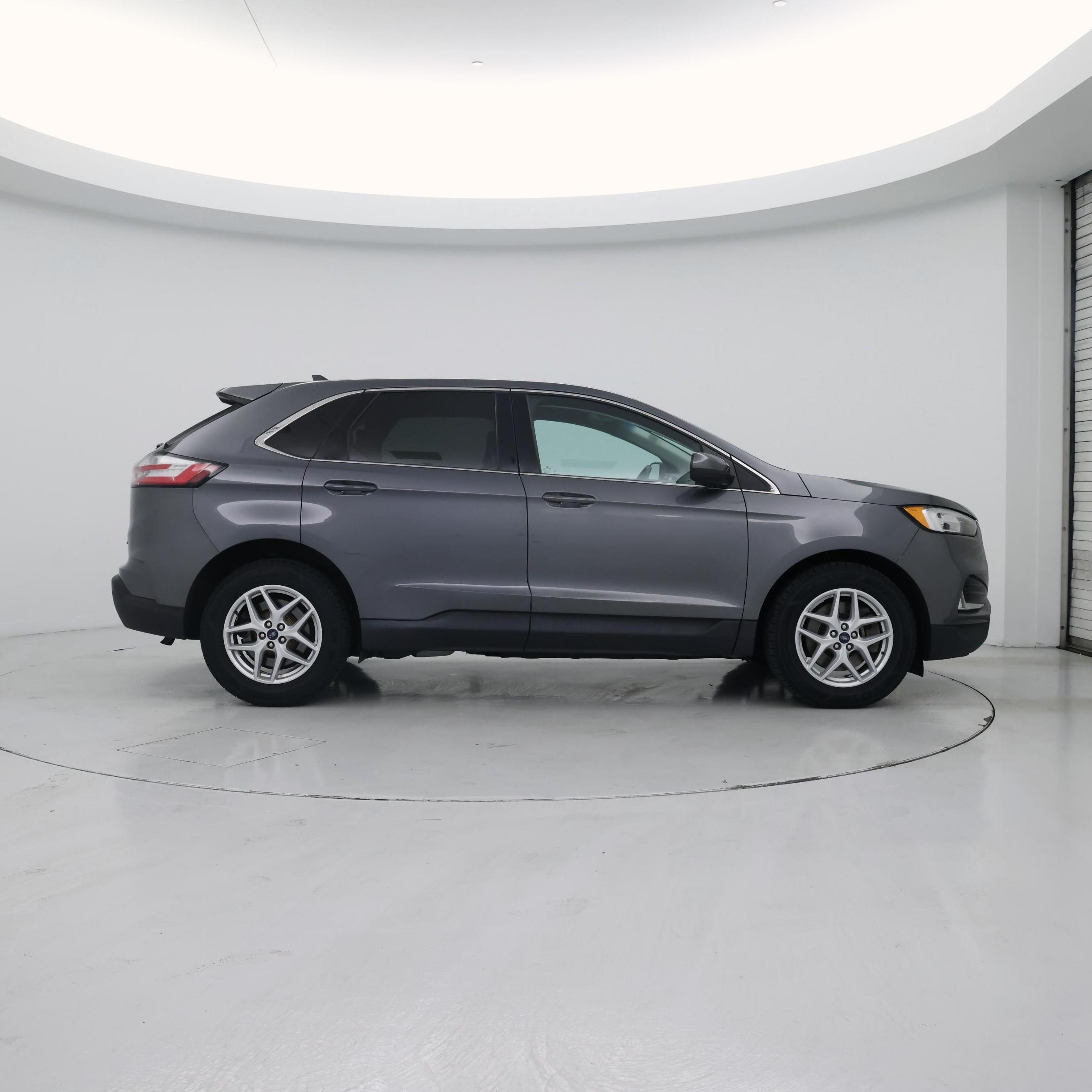 Thumbnail: 2021 Ford Edge - 7