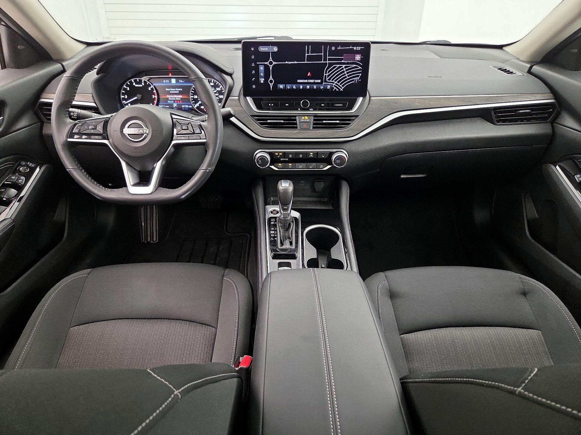 Thumbnail: 2023 Nissan Altima - 9