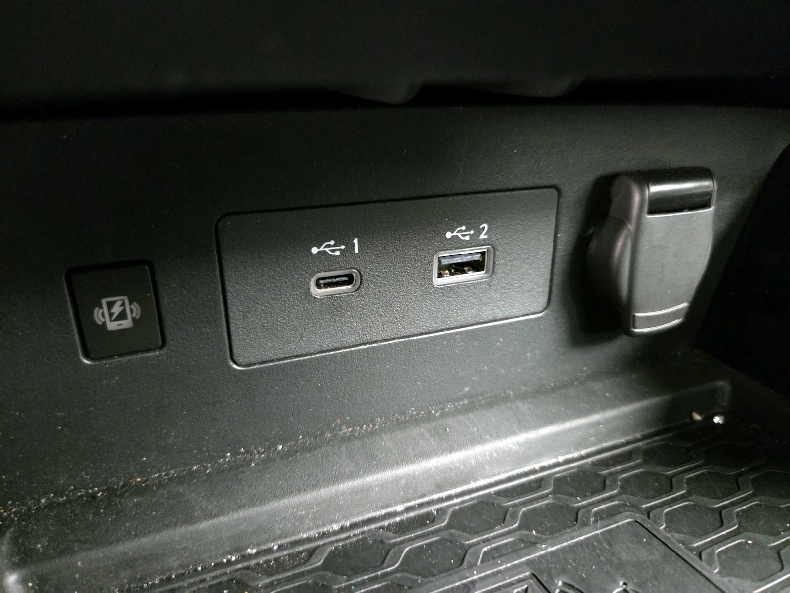 2023 Nissan Altima SV - Photo 20