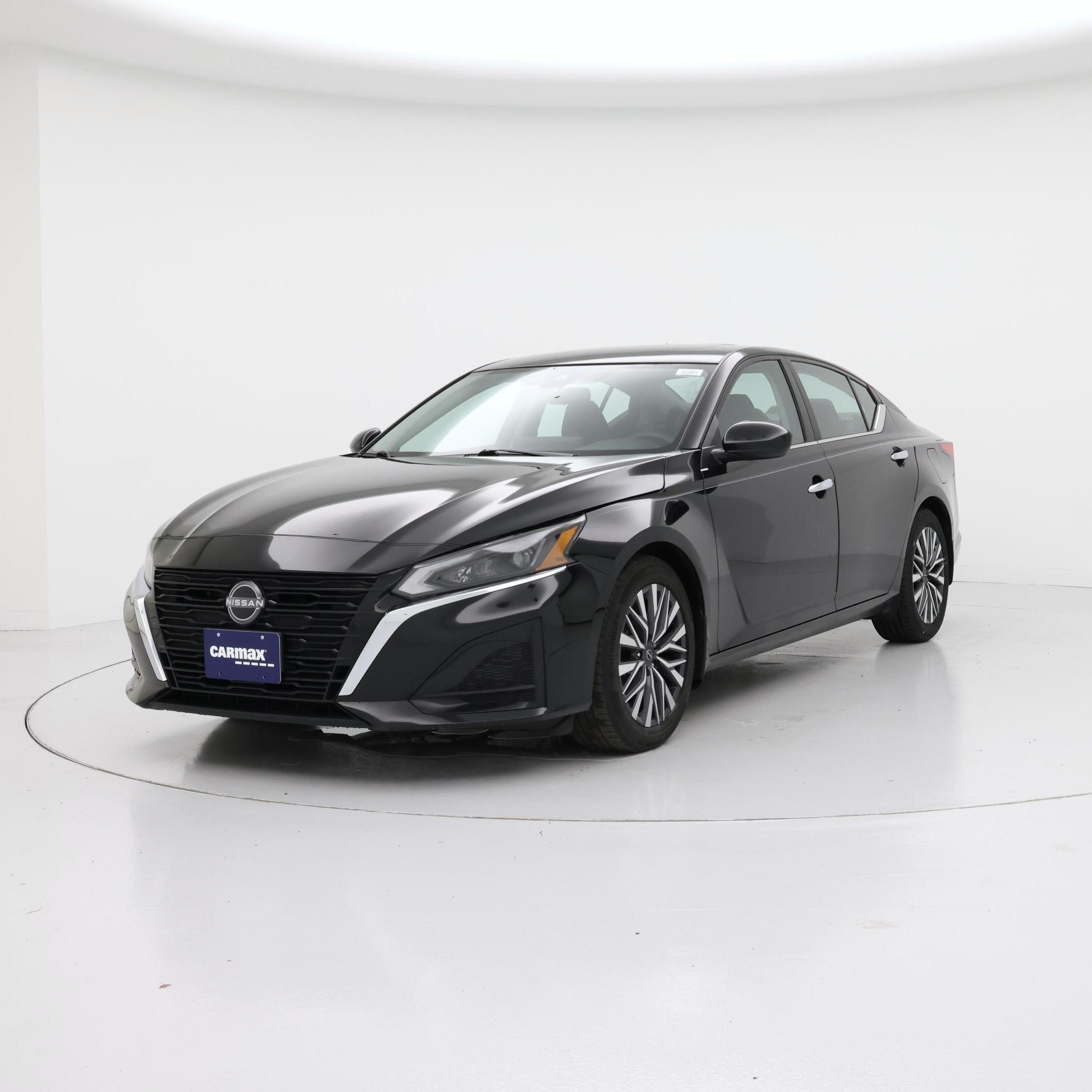 Thumbnail: 2023 Nissan Altima - 4