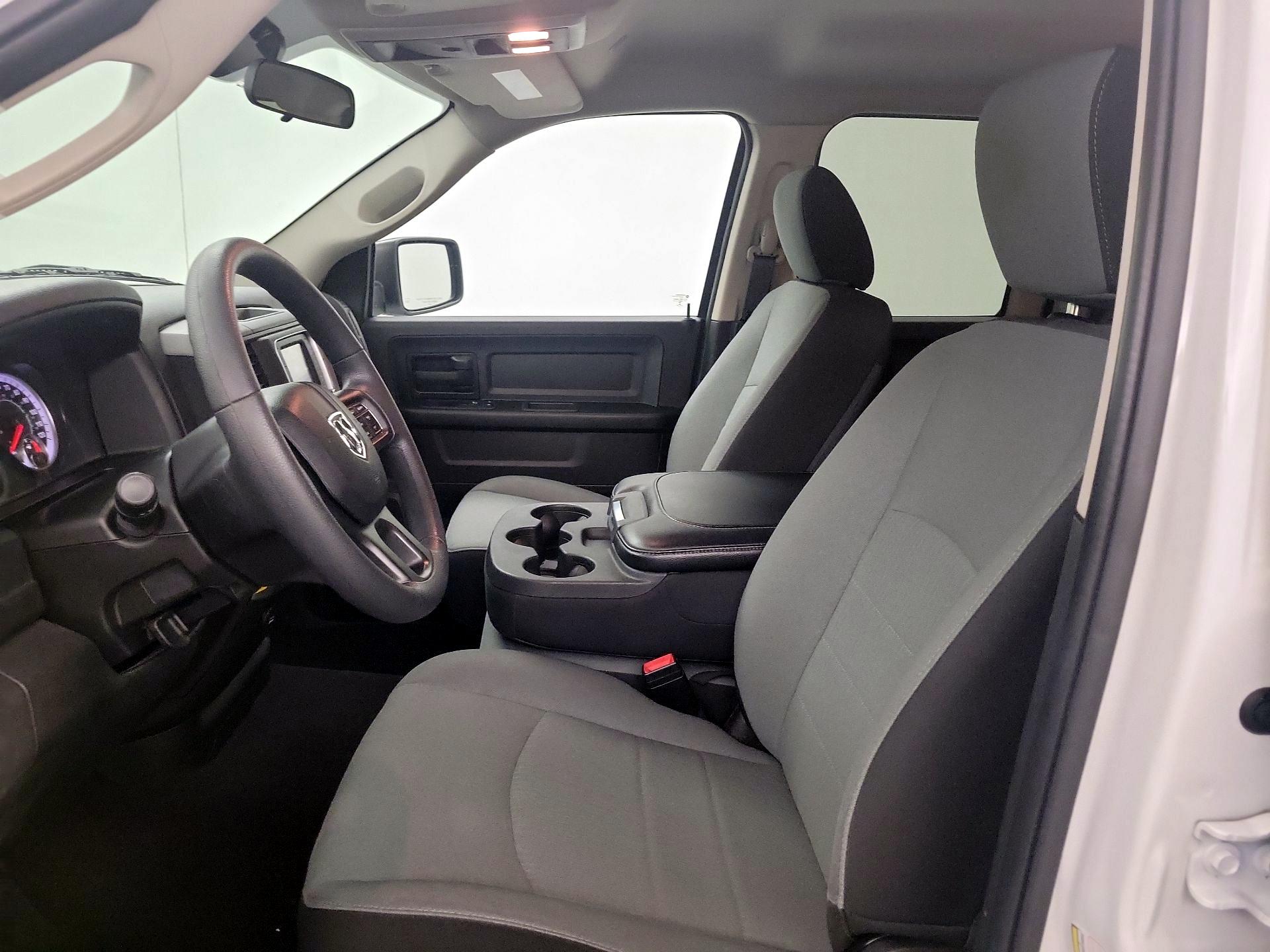 Thumbnail: 2022 RAM 1500 Classic - 11