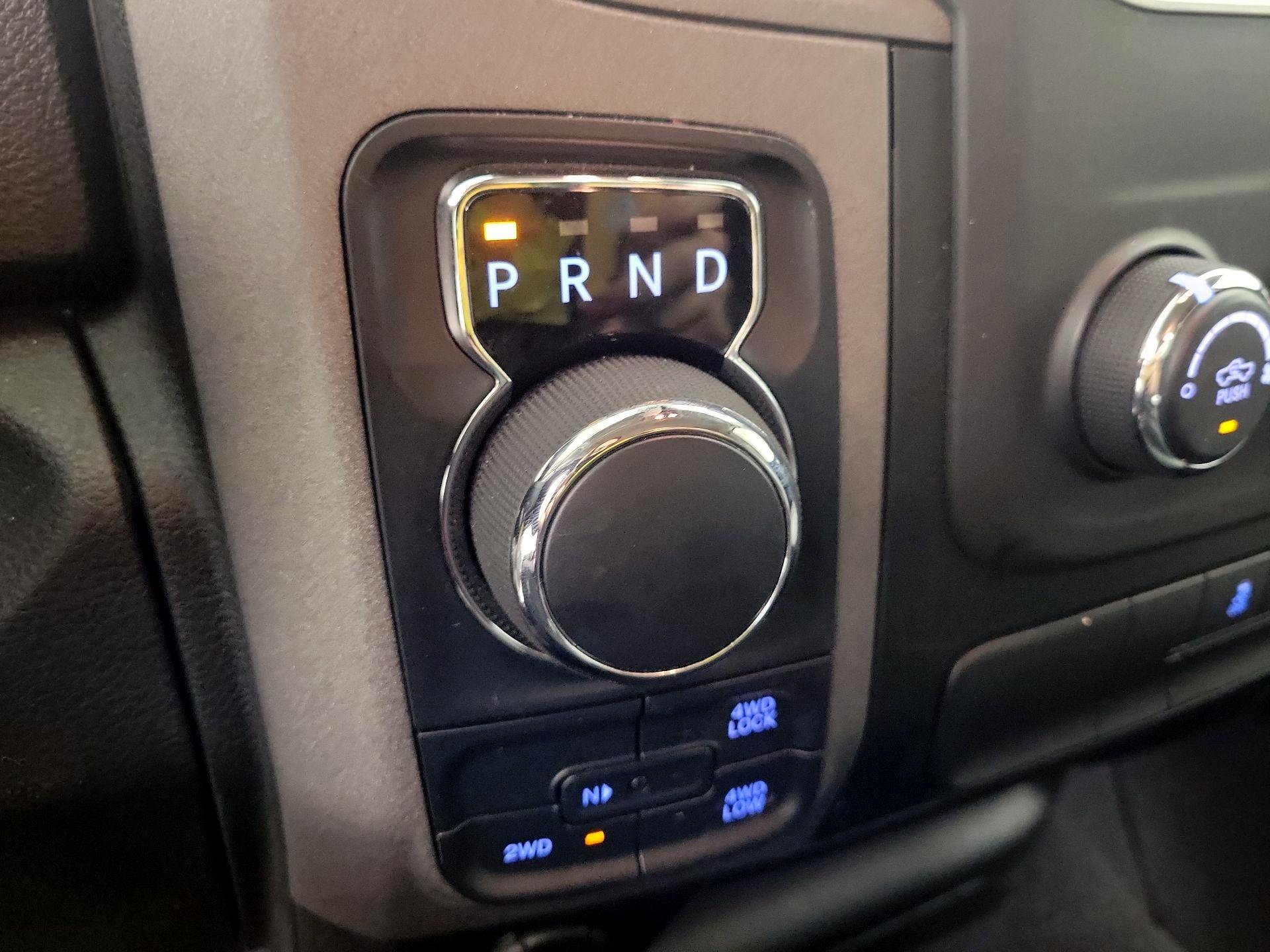 Thumbnail: 2022 RAM 1500 Classic - 17