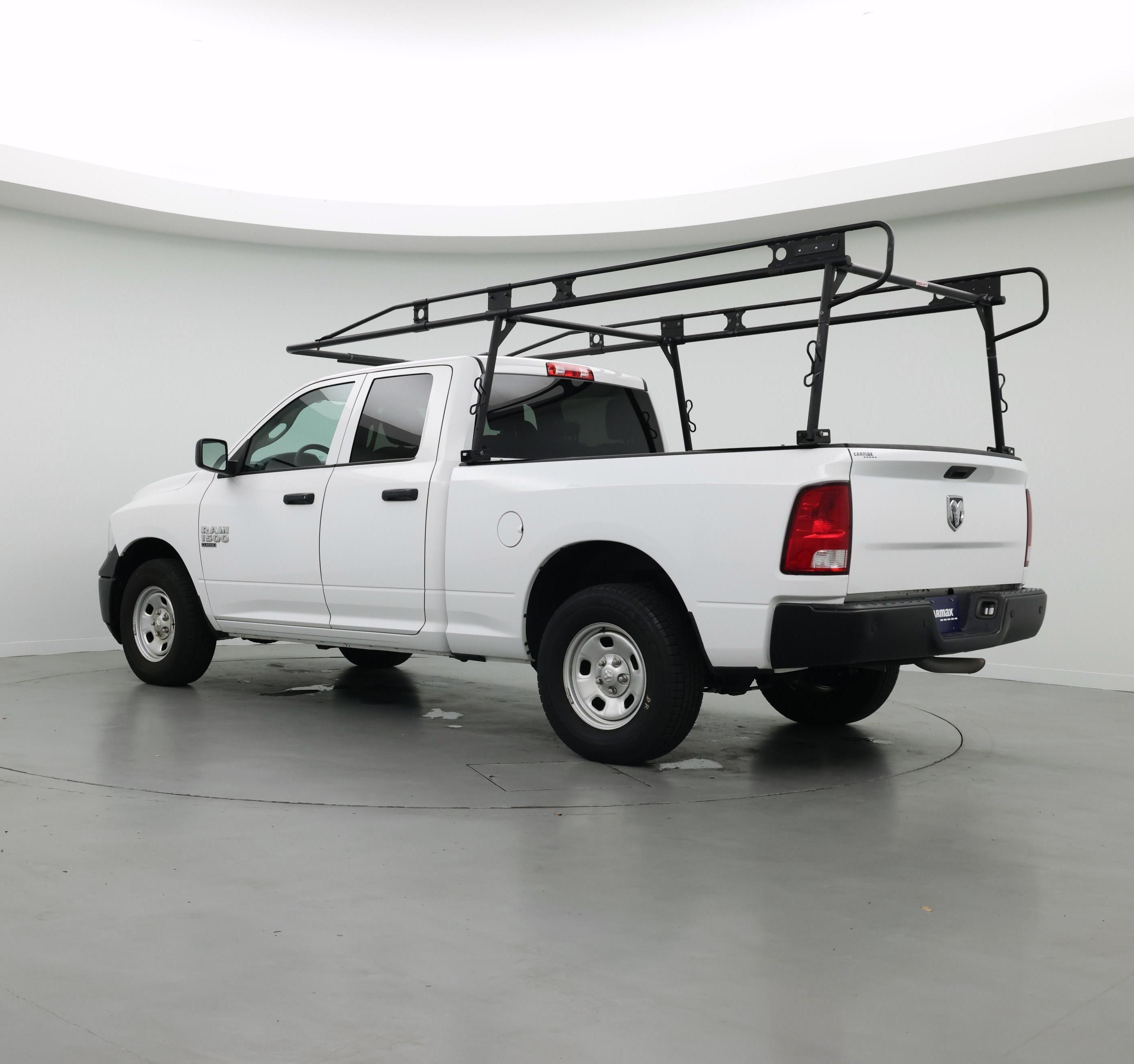 Thumbnail: 2022 RAM 1500 Classic - 2