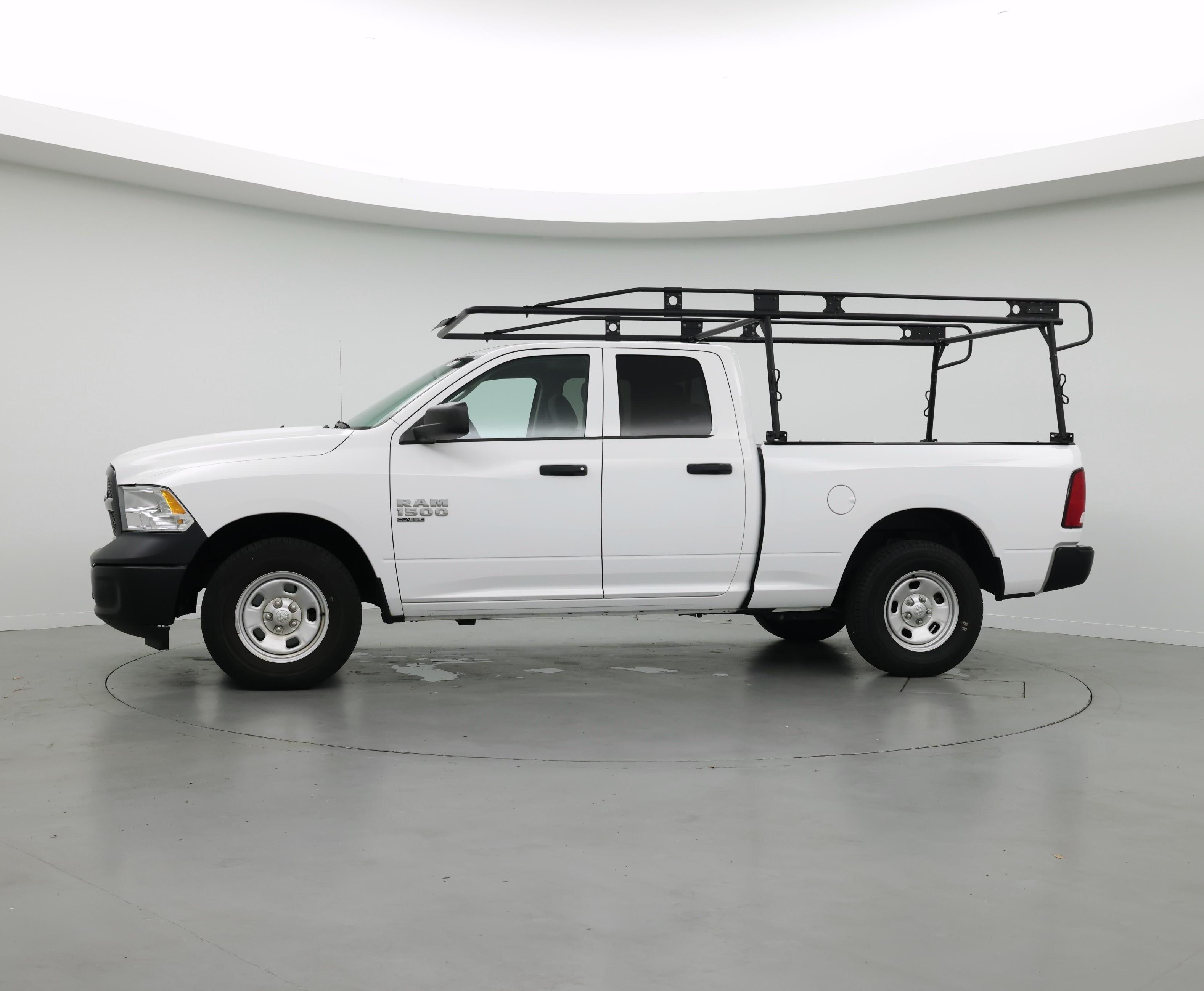 Thumbnail: 2022 RAM 1500 Classic - 3