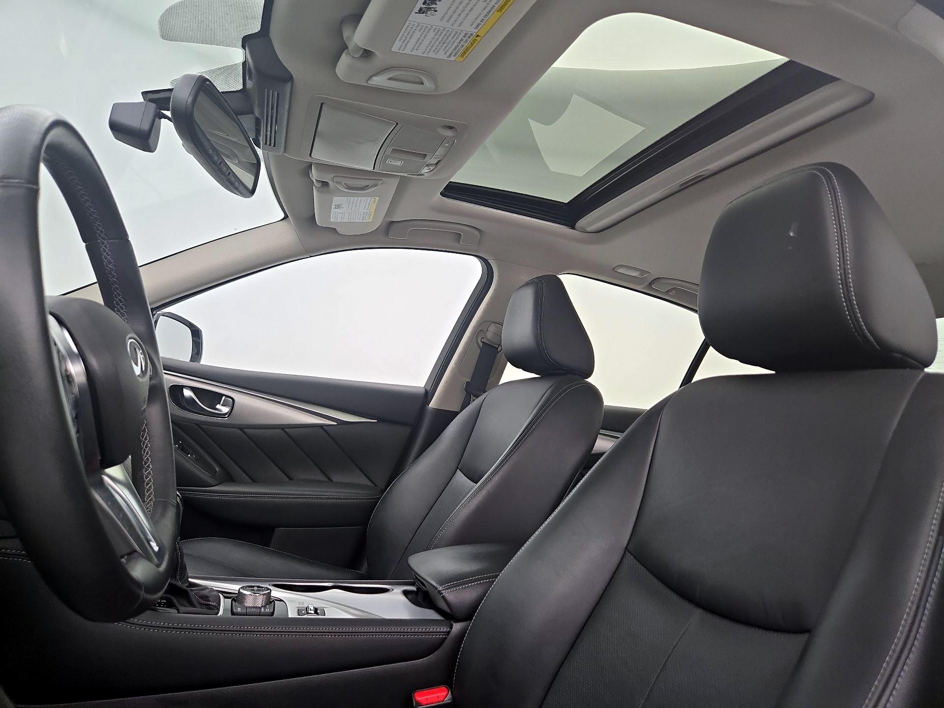 Thumbnail: 2023 INFINITI Q50 - 19