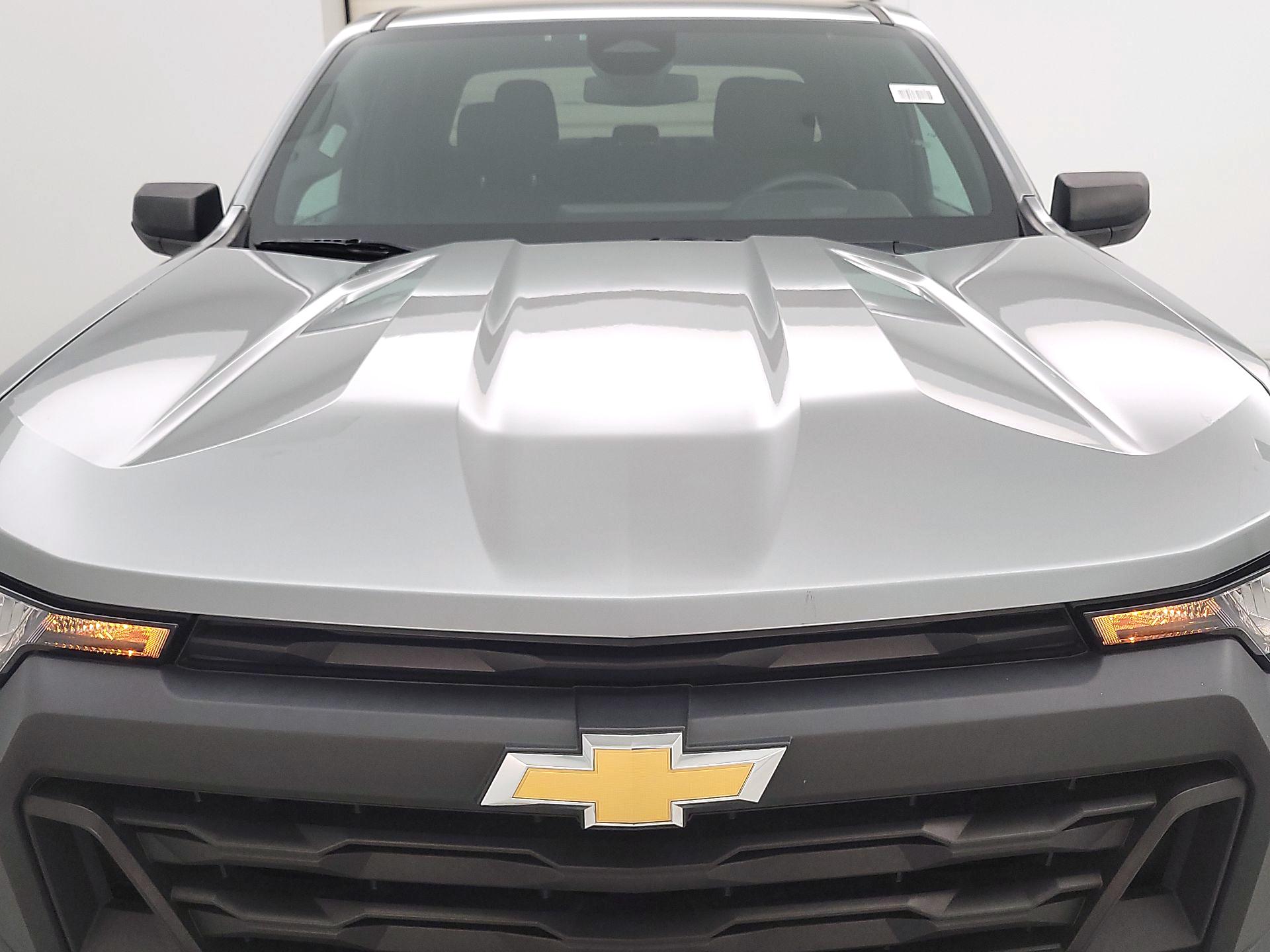 Thumbnail: 2023 Chevrolet Colorado - 2