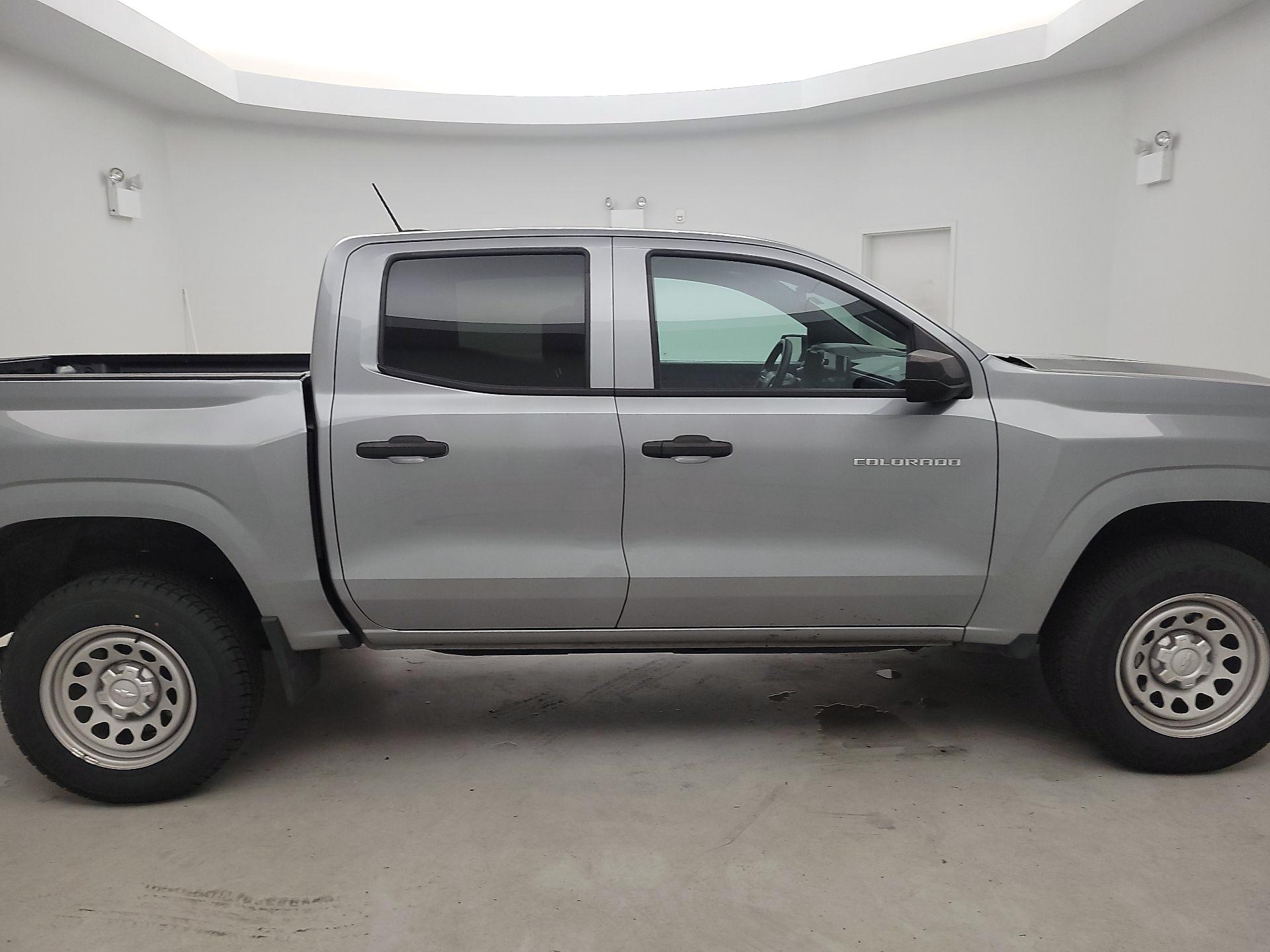 Thumbnail: 2023 Chevrolet Colorado - 4