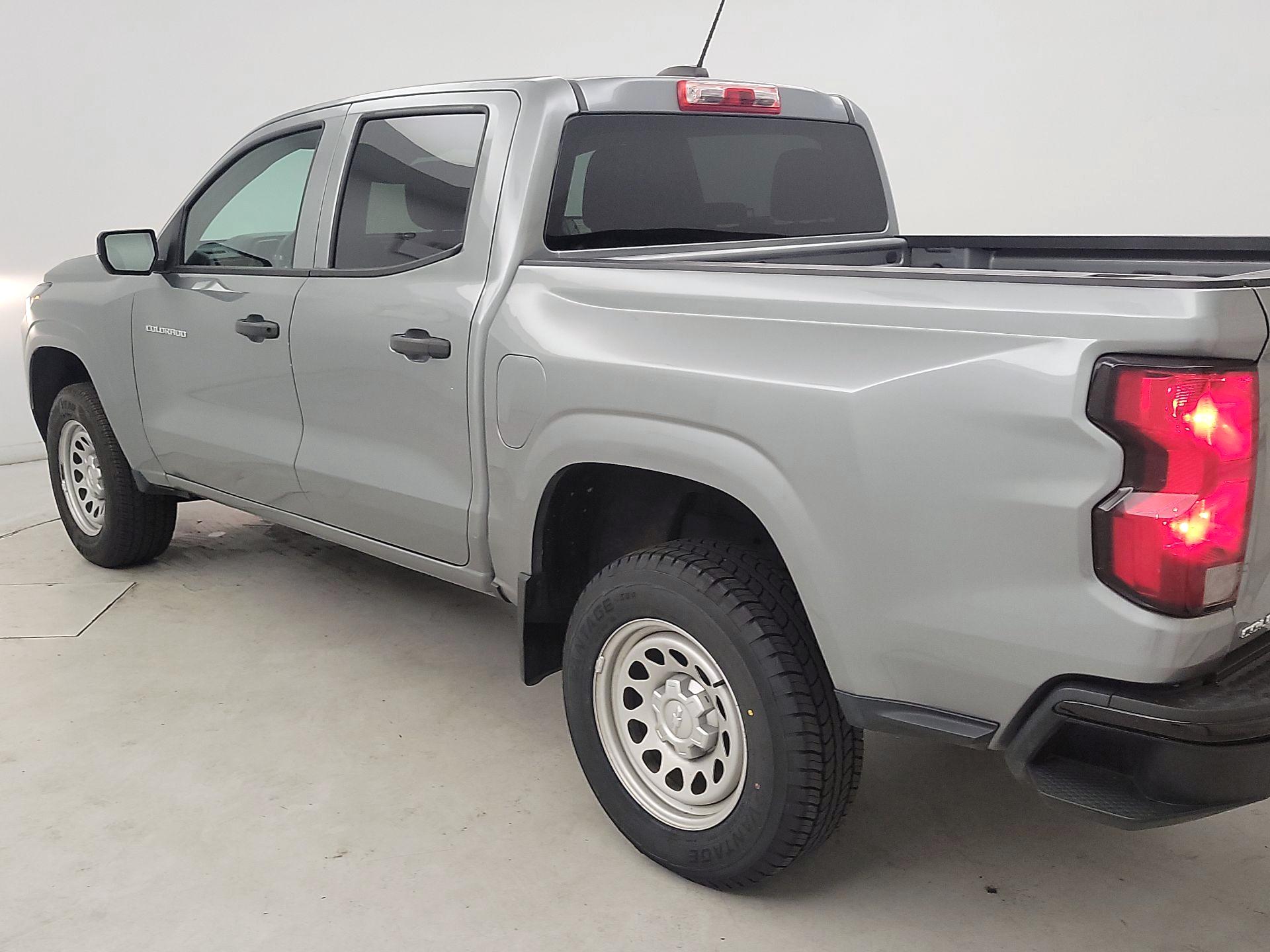 Thumbnail: 2023 Chevrolet Colorado - 7