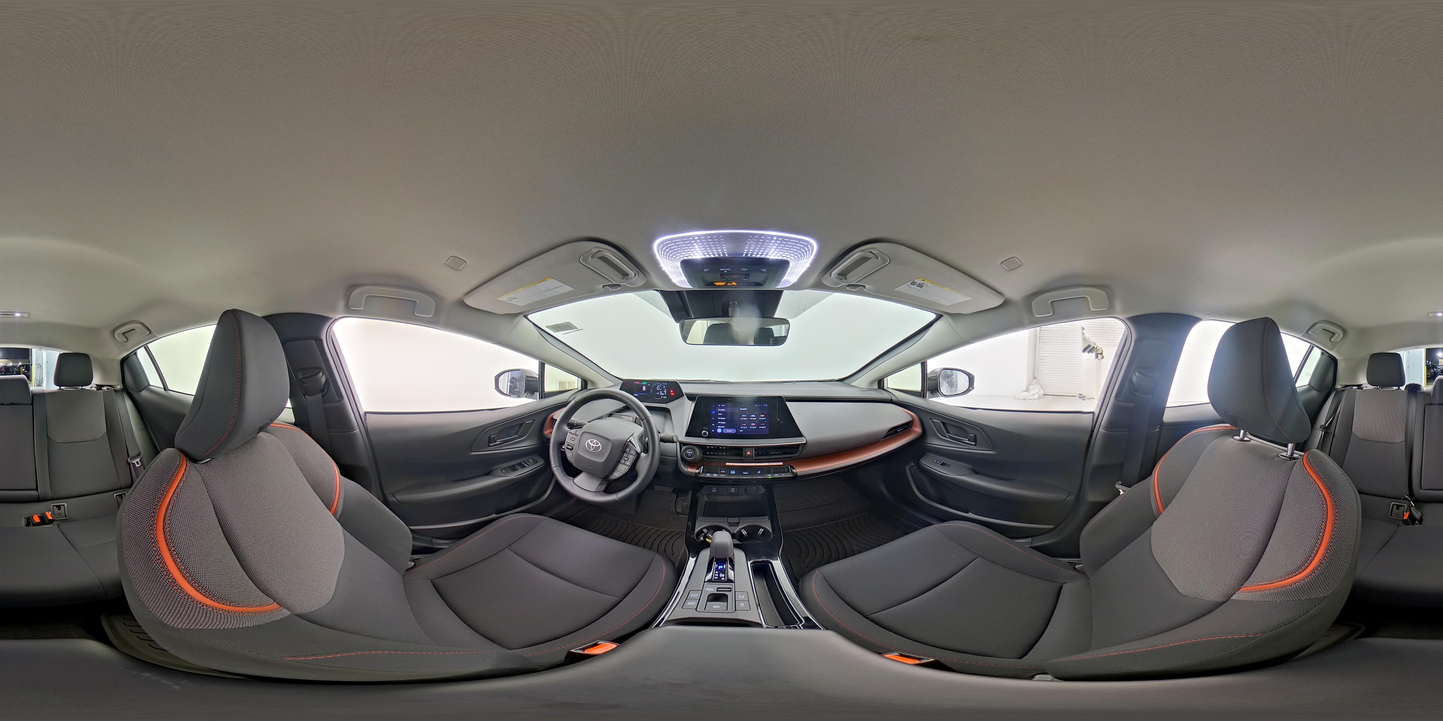 2024 Toyota Prius Prime SE - Photo 25
