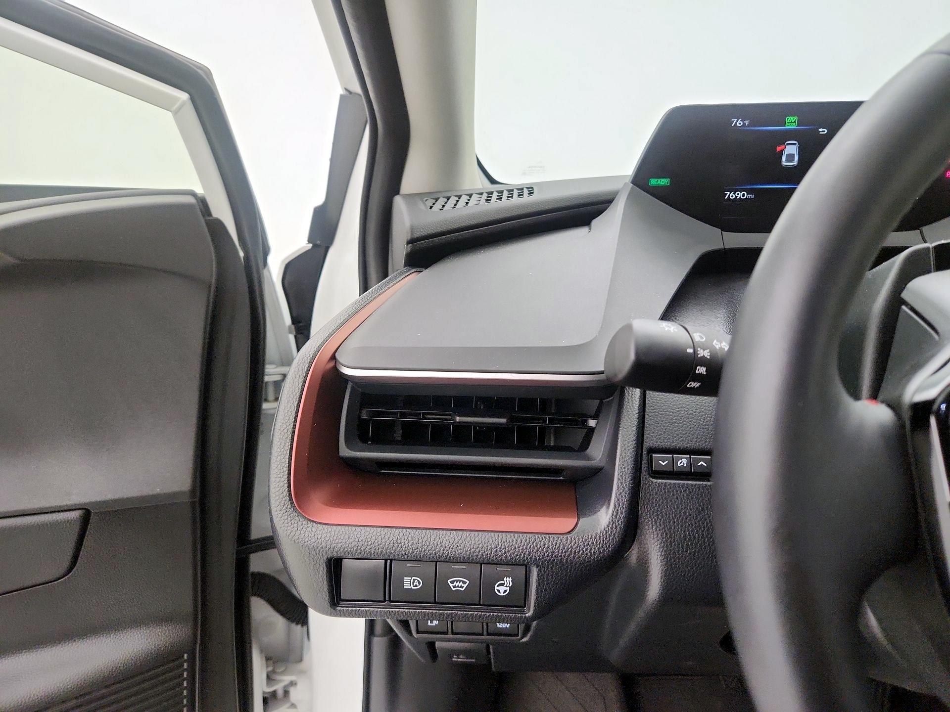 Thumbnail: 2024 Toyota Prius Prime - 13