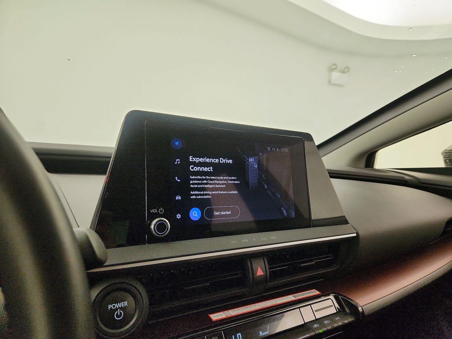 Thumbnail: 2024 Toyota Prius Prime - 14