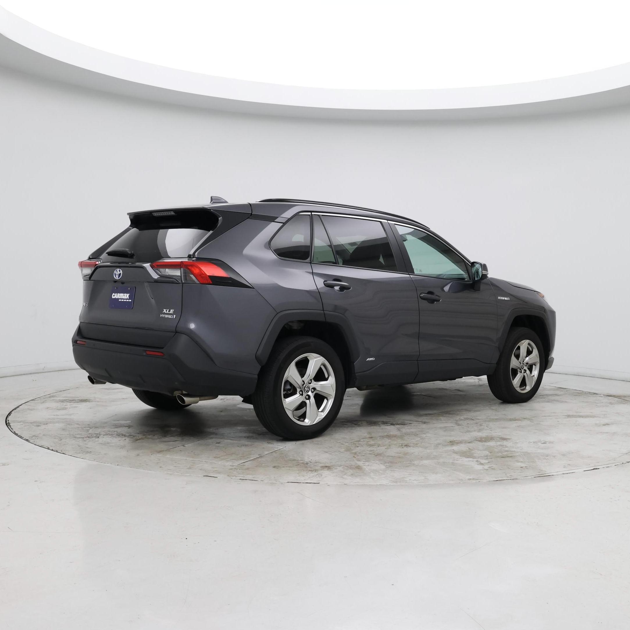 Thumbnail: 2021 Toyota RAV4 - 7