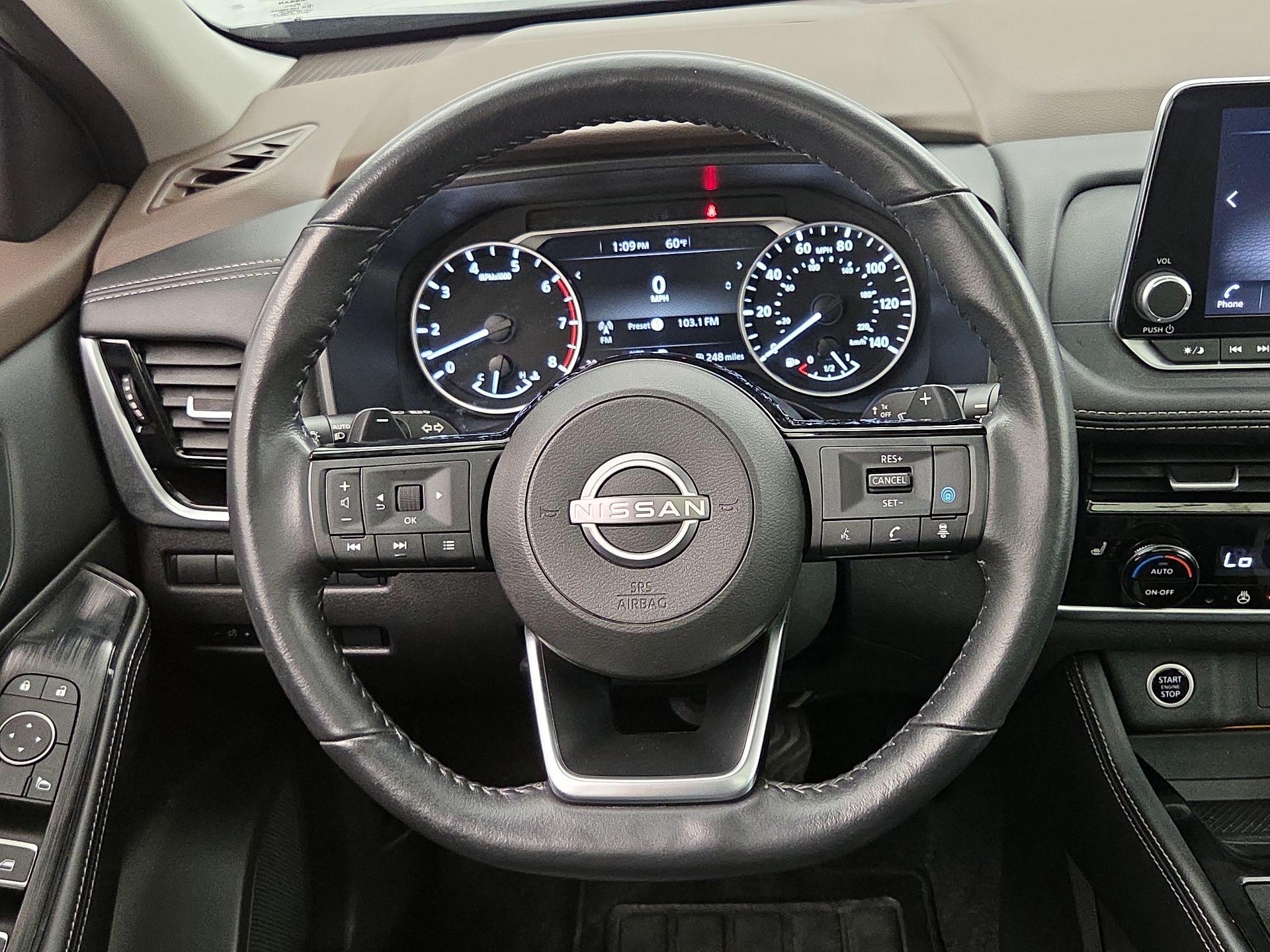 Thumbnail: 2023 Nissan Rogue - 10