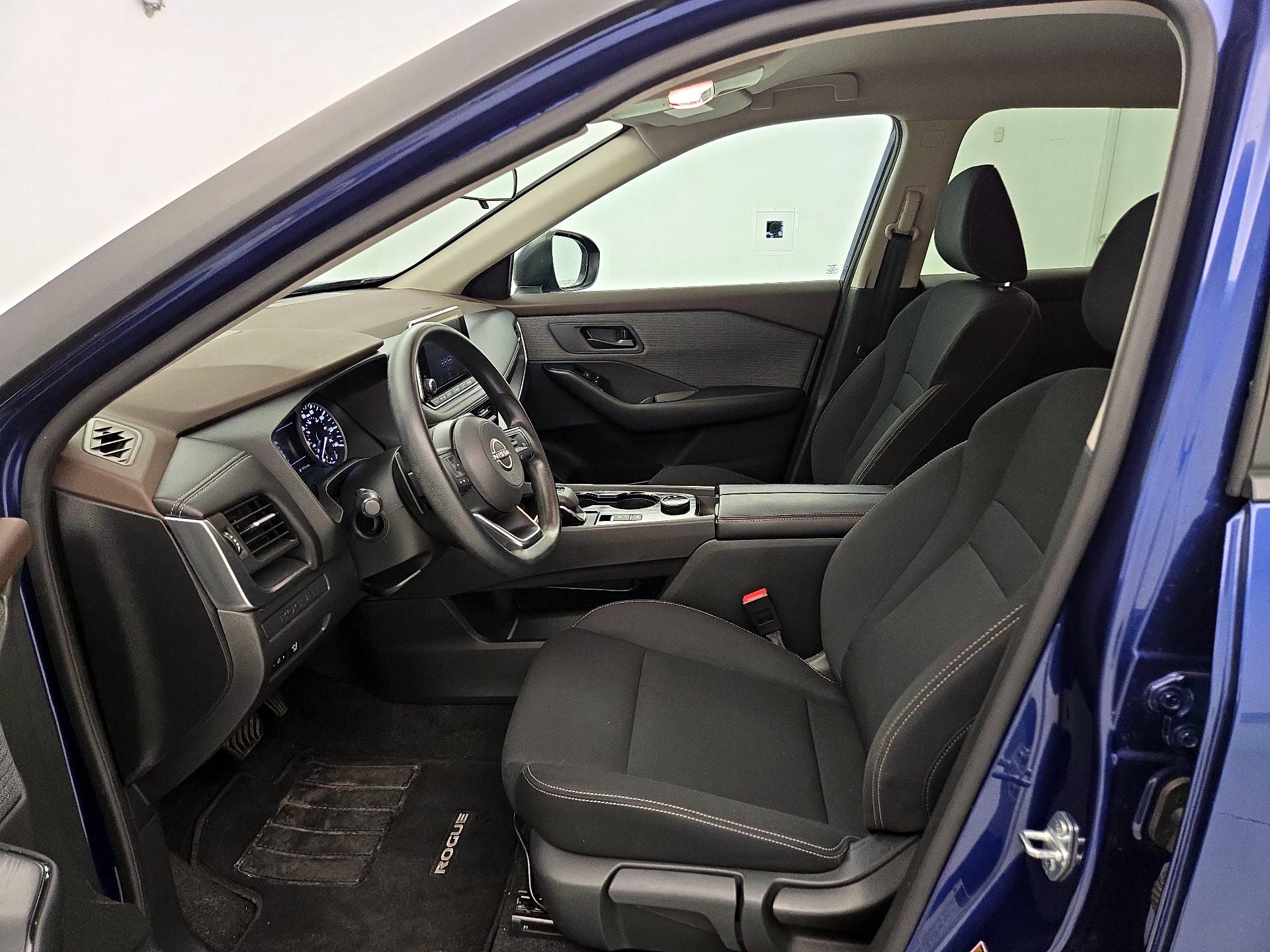 Thumbnail: 2023 Nissan Rogue - 11