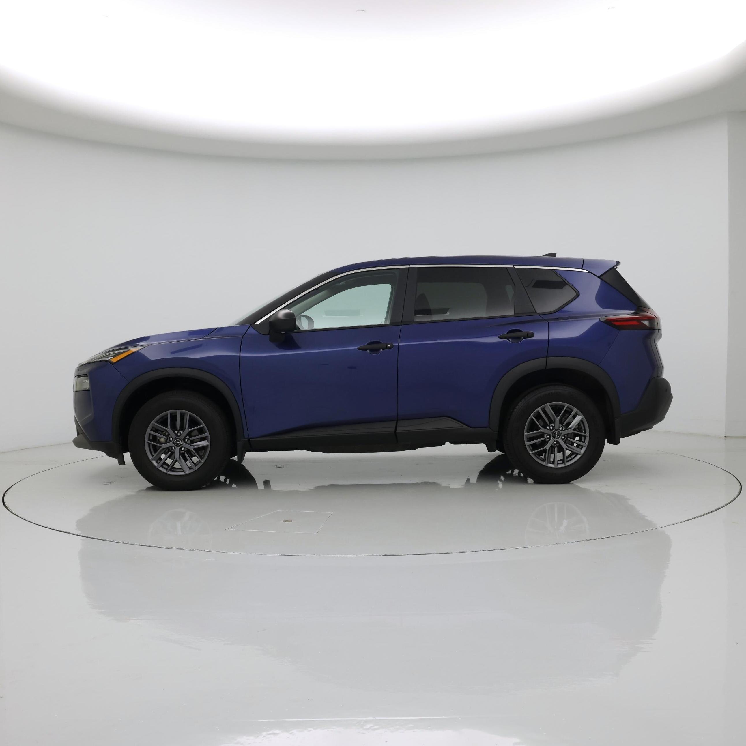 Thumbnail: 2023 Nissan Rogue - 3