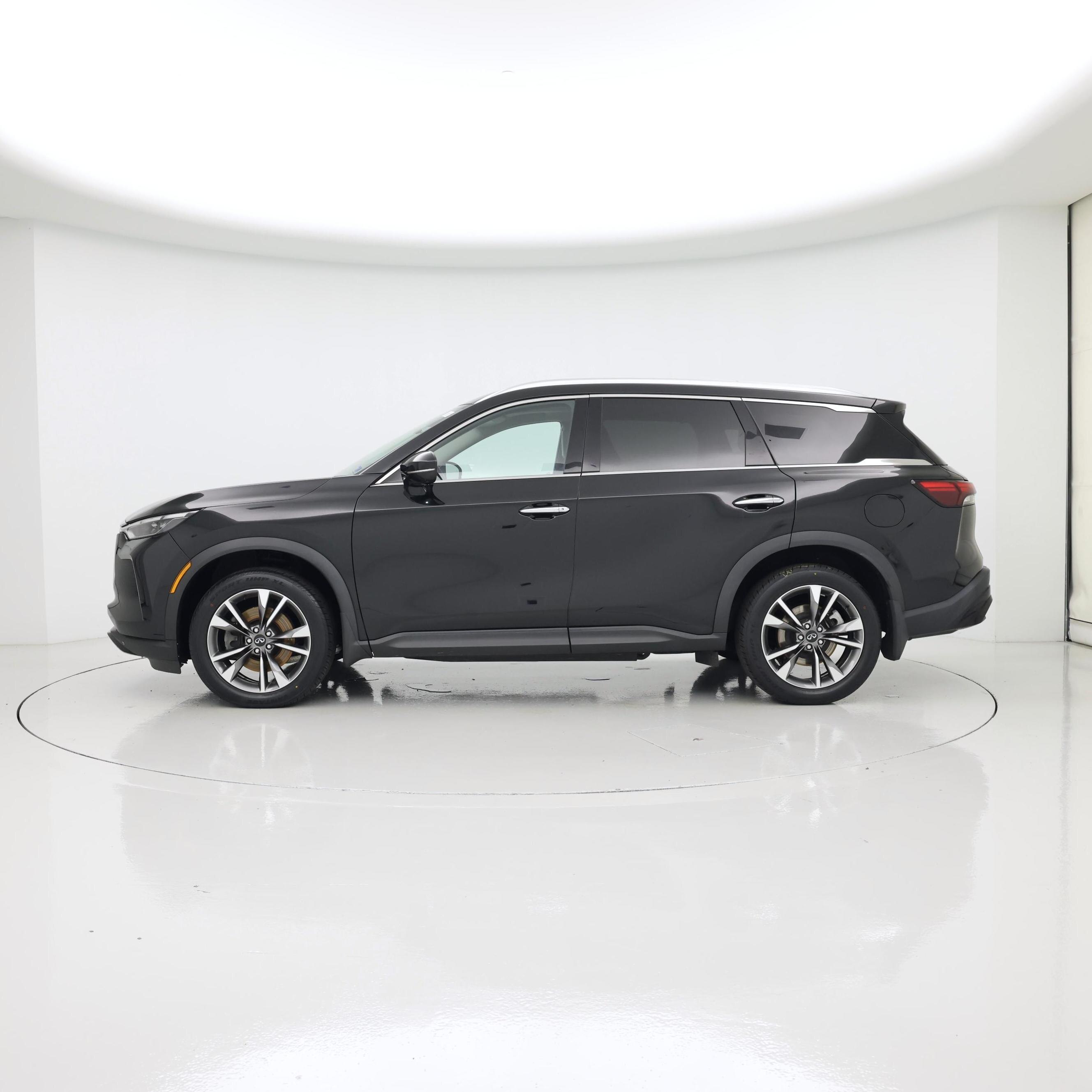 Thumbnail: 2023 INFINITI QX60 - 3