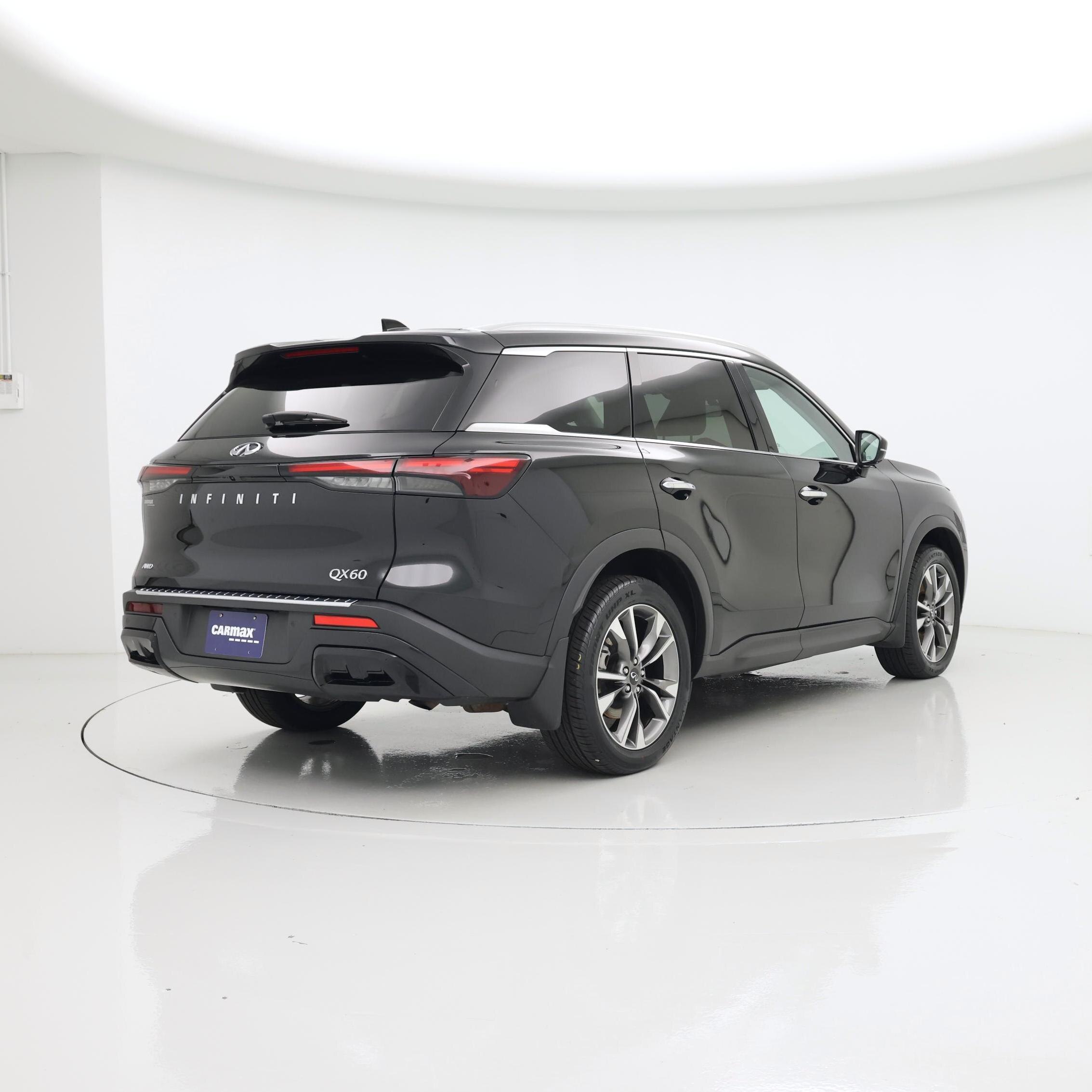 Thumbnail: 2023 INFINITI QX60 - 8