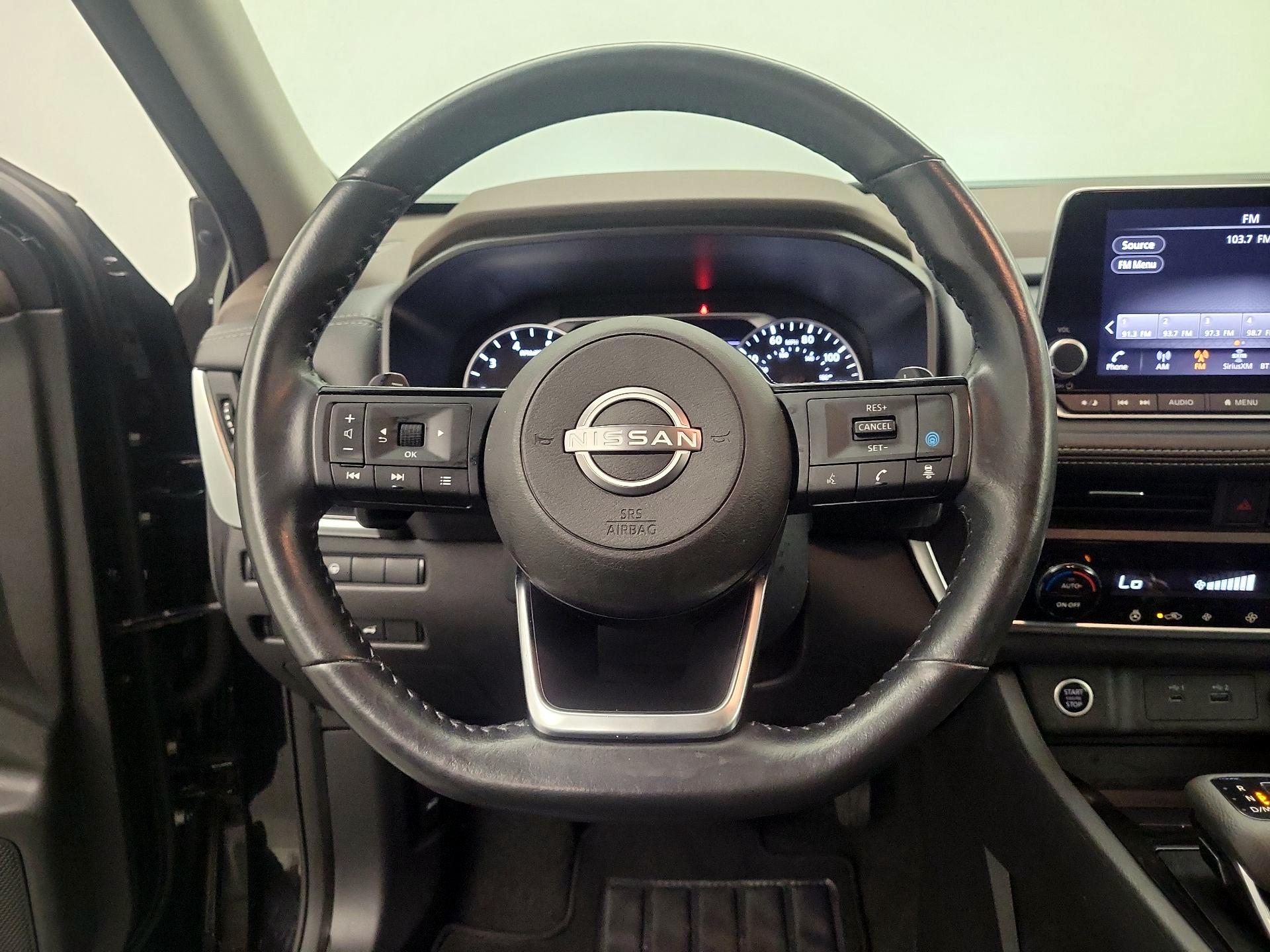 Thumbnail: 2023 Nissan Rogue - 10