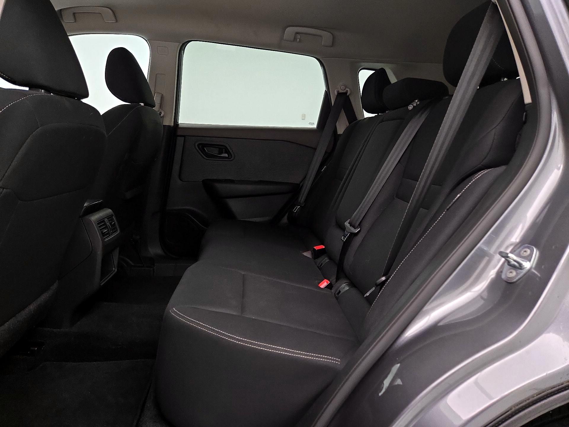 Thumbnail: 2023 Nissan Rogue - 19