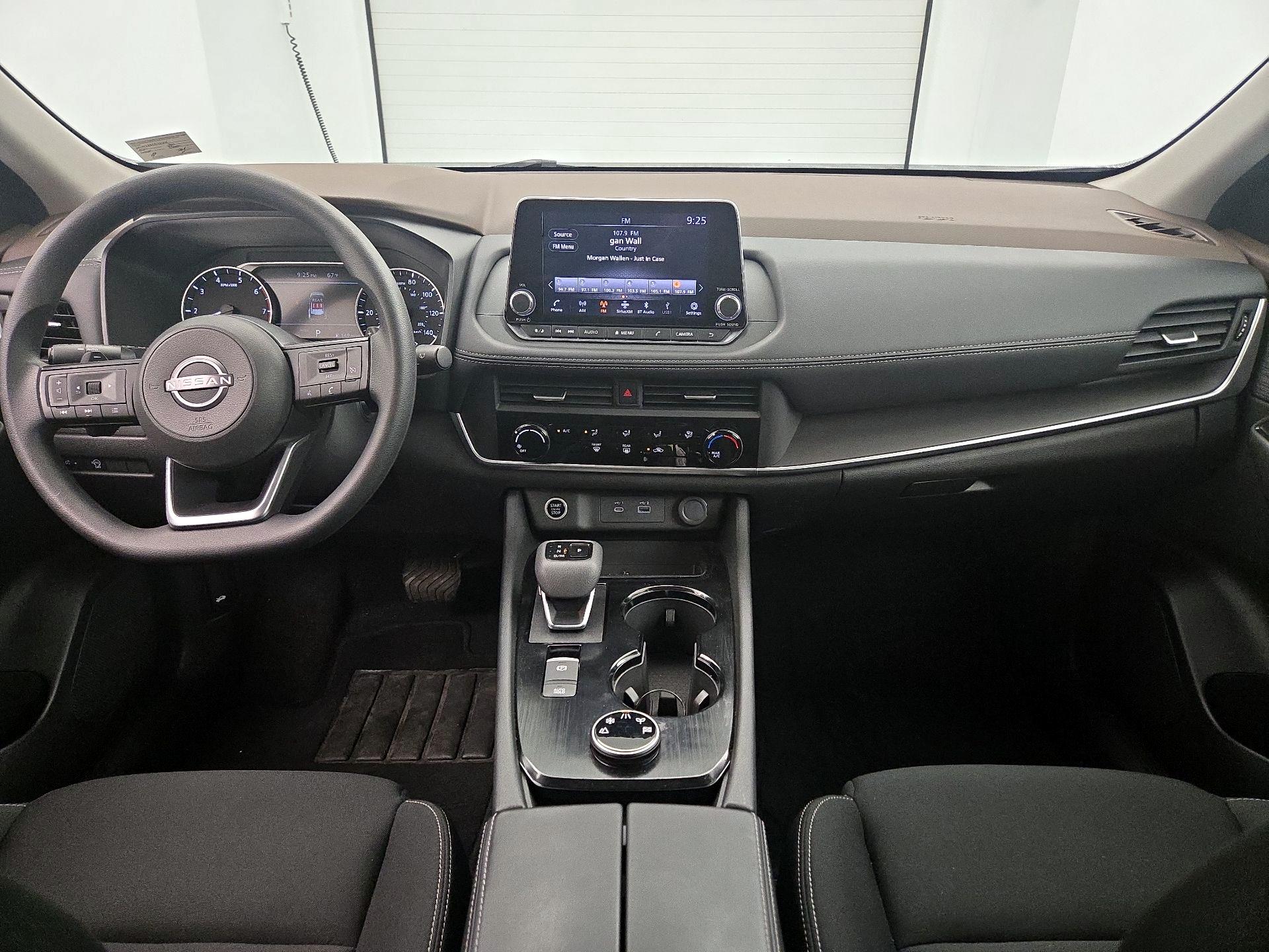 Thumbnail: 2023 Nissan Rogue - 9